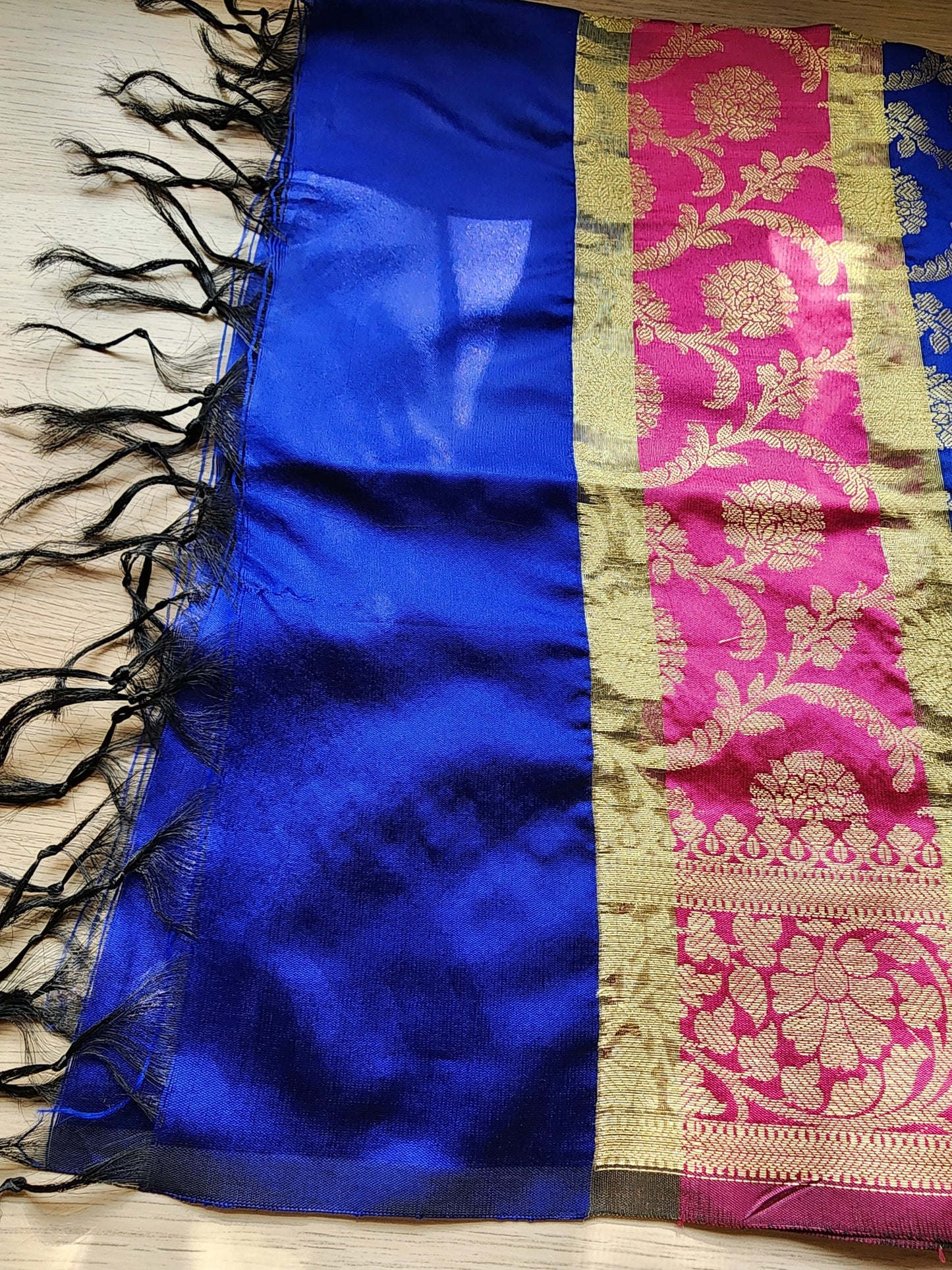 Banarasi Royal Blue Dupatta with Pink Border & gold weaving