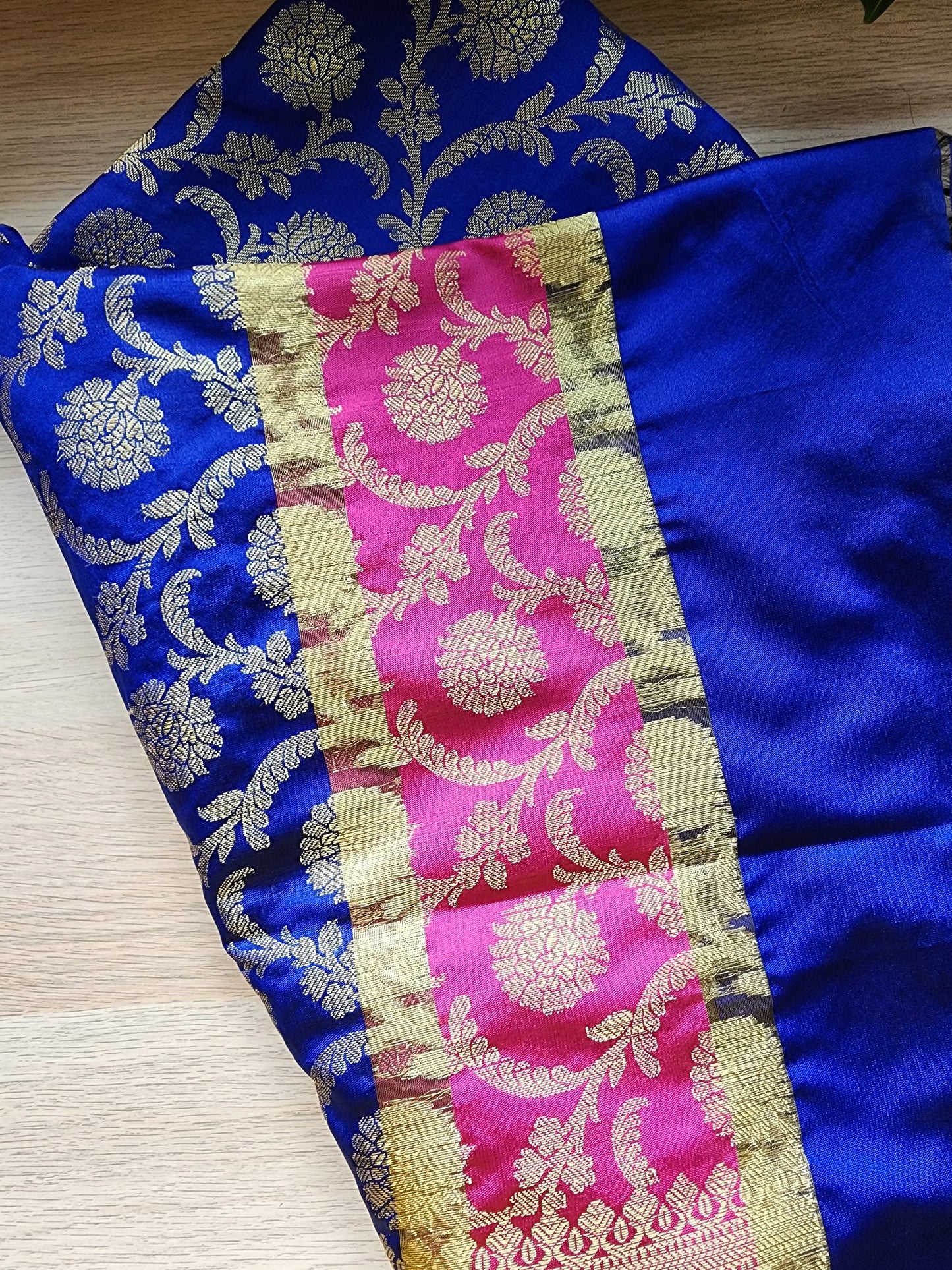 Banarasi Royal Blue Dupatta with Pink Border & gold weaving