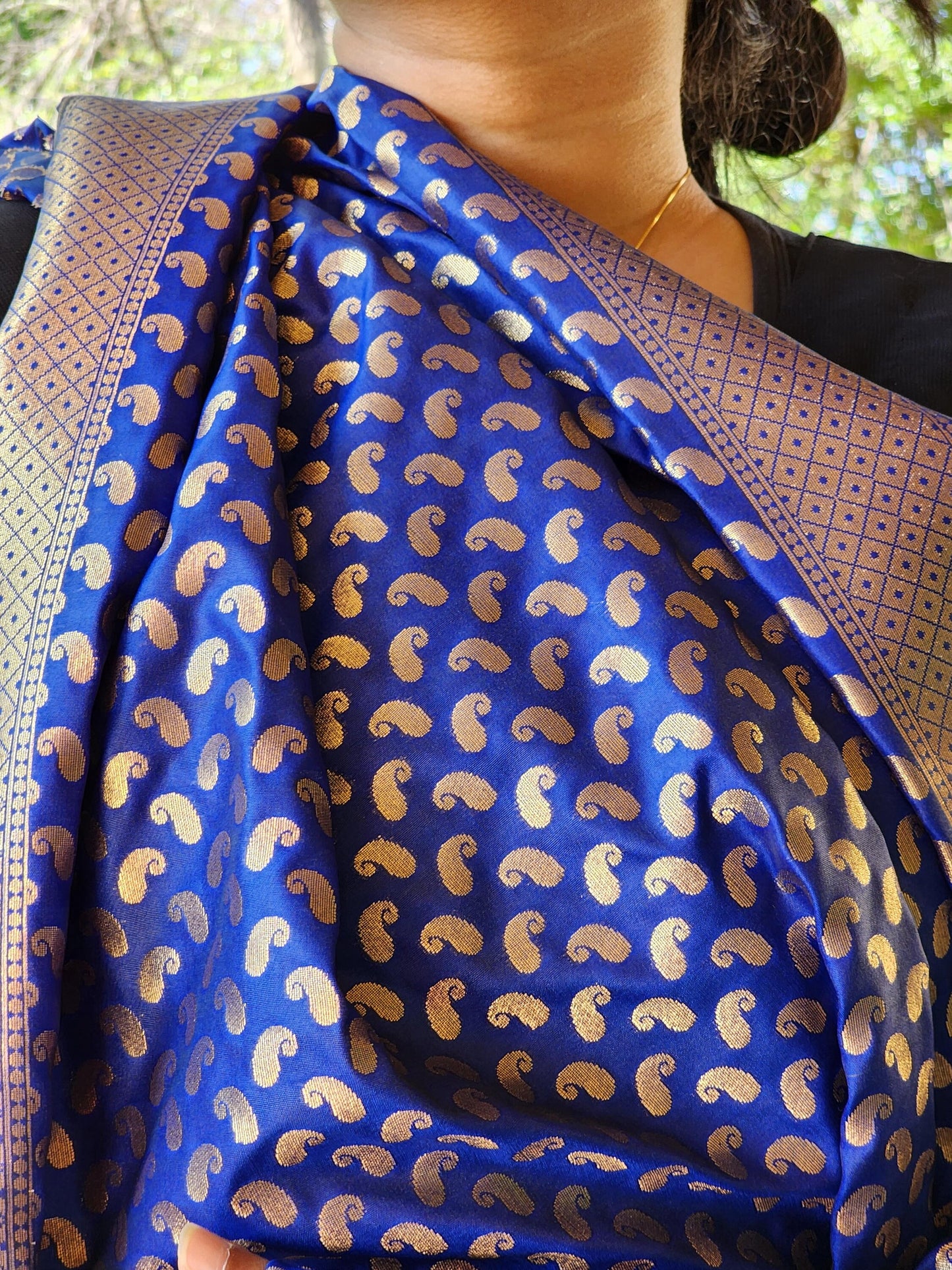 Banarasi Silk Royal Blue Dupatta with gold handweaving