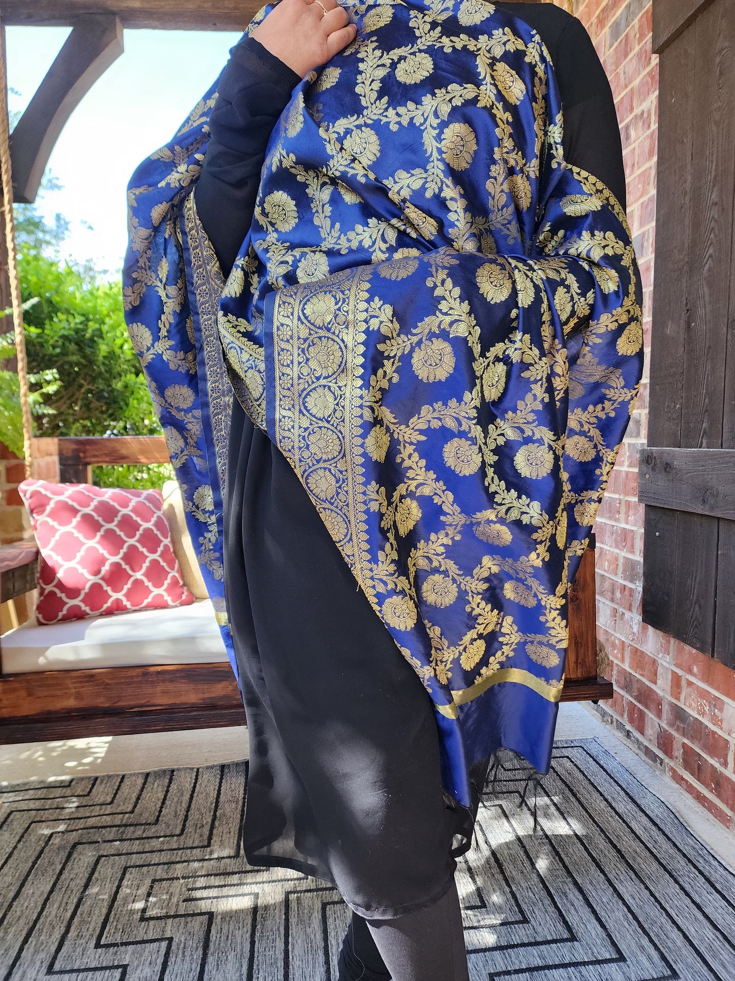 Banarasi Dark Navy Blue Silk Dupatta with gold weaving