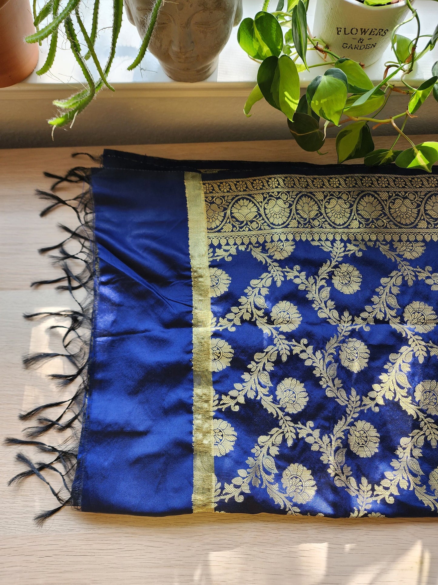 Banarasi Dark Navy Blue Silk Dupatta with gold weaving