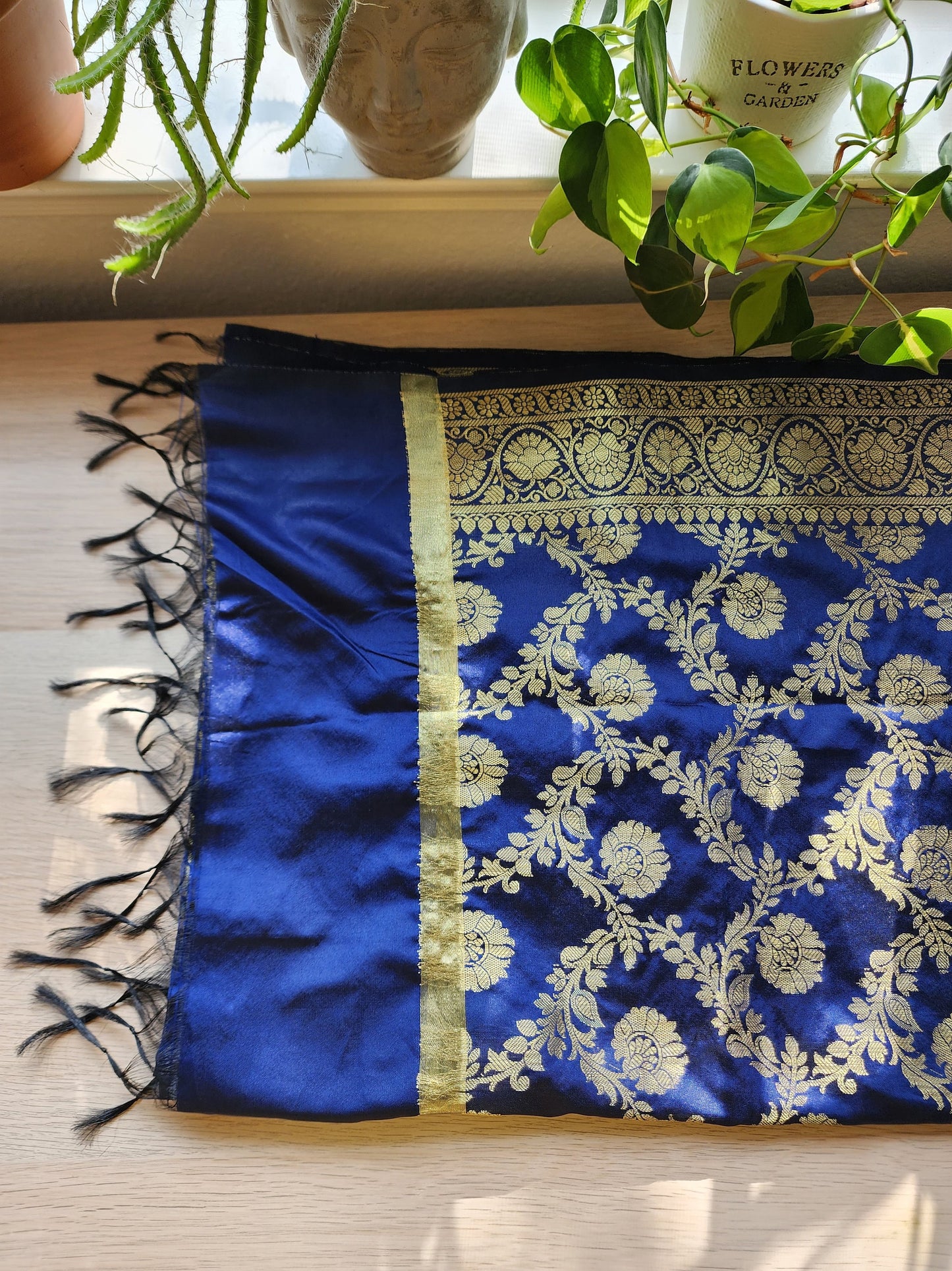 Banarasi Dark Navy Blue Silk Dupatta with gold weaving