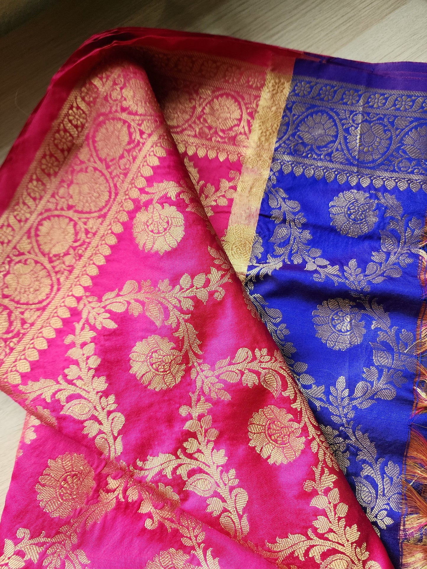 Banarasi Purple & Pink Dupatta with gold handweaving