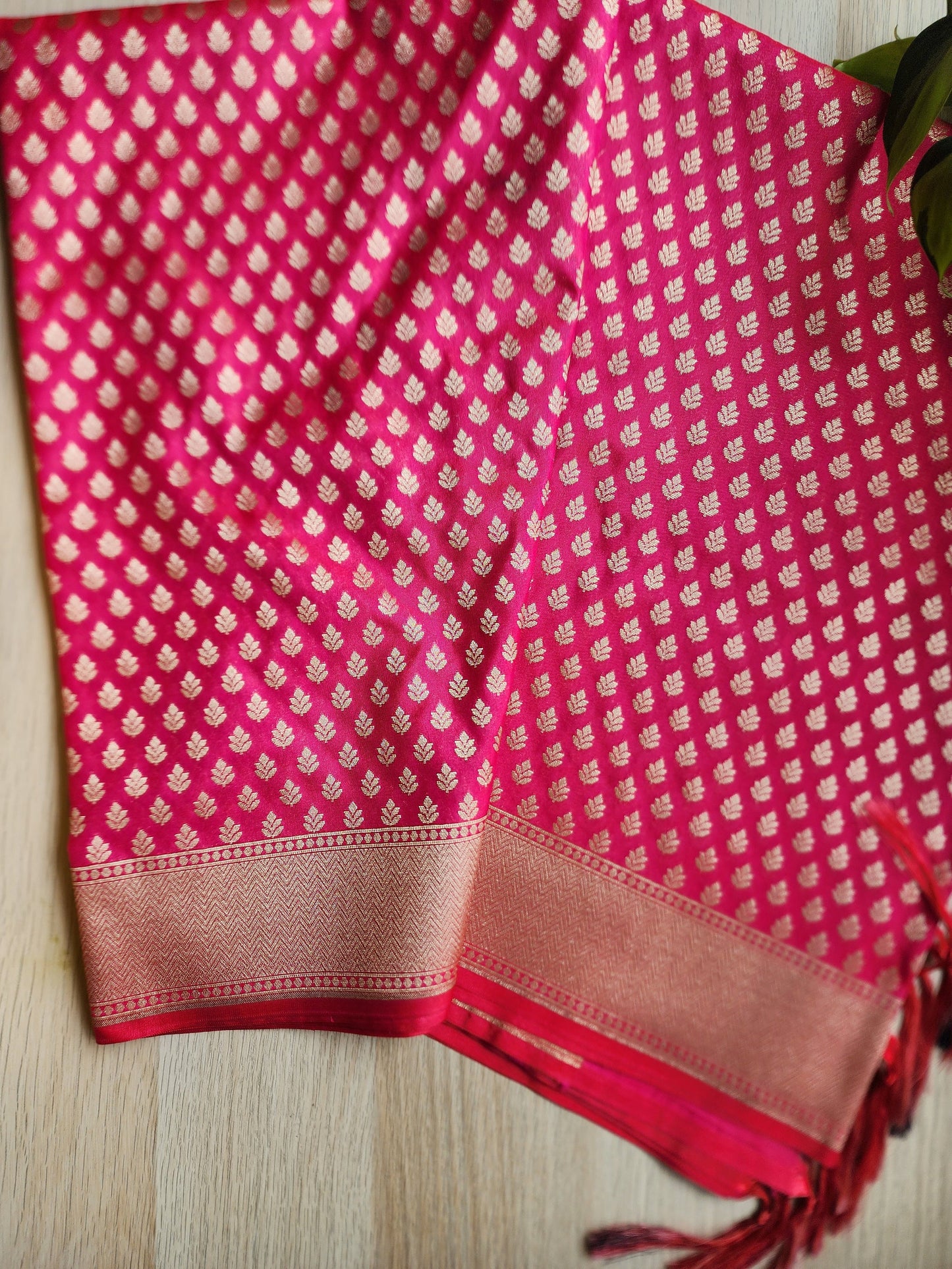 Banarasi Silk Bubble Gum Pink color Dupatta with gold handweaving