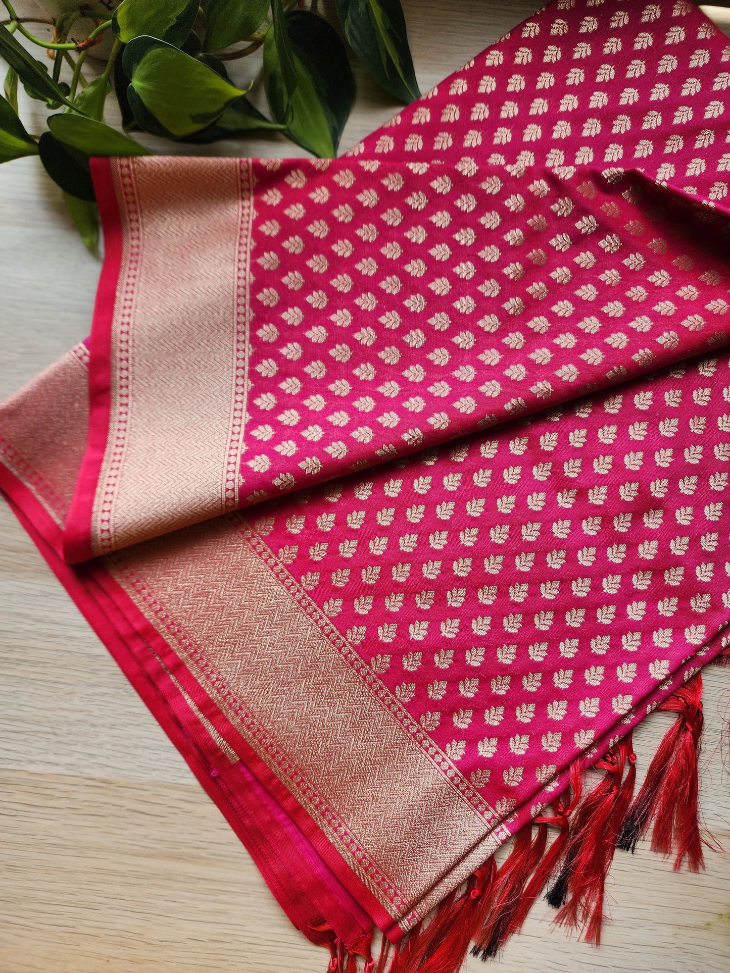 Banarasi Silk Bubble Gum Pink color Dupatta with gold handweaving