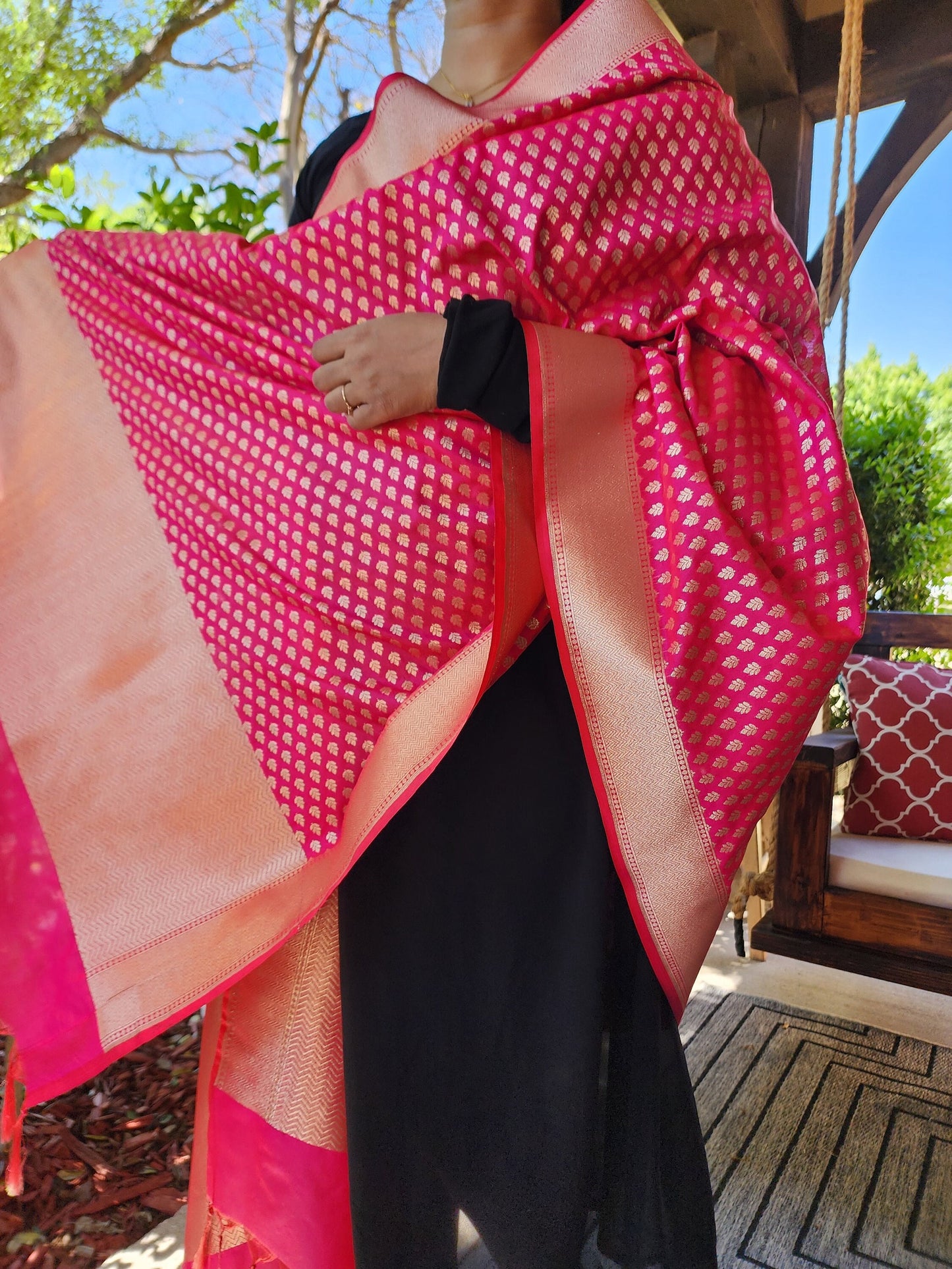 Banarasi Silk Bubble Gum Pink color Dupatta with gold handweaving