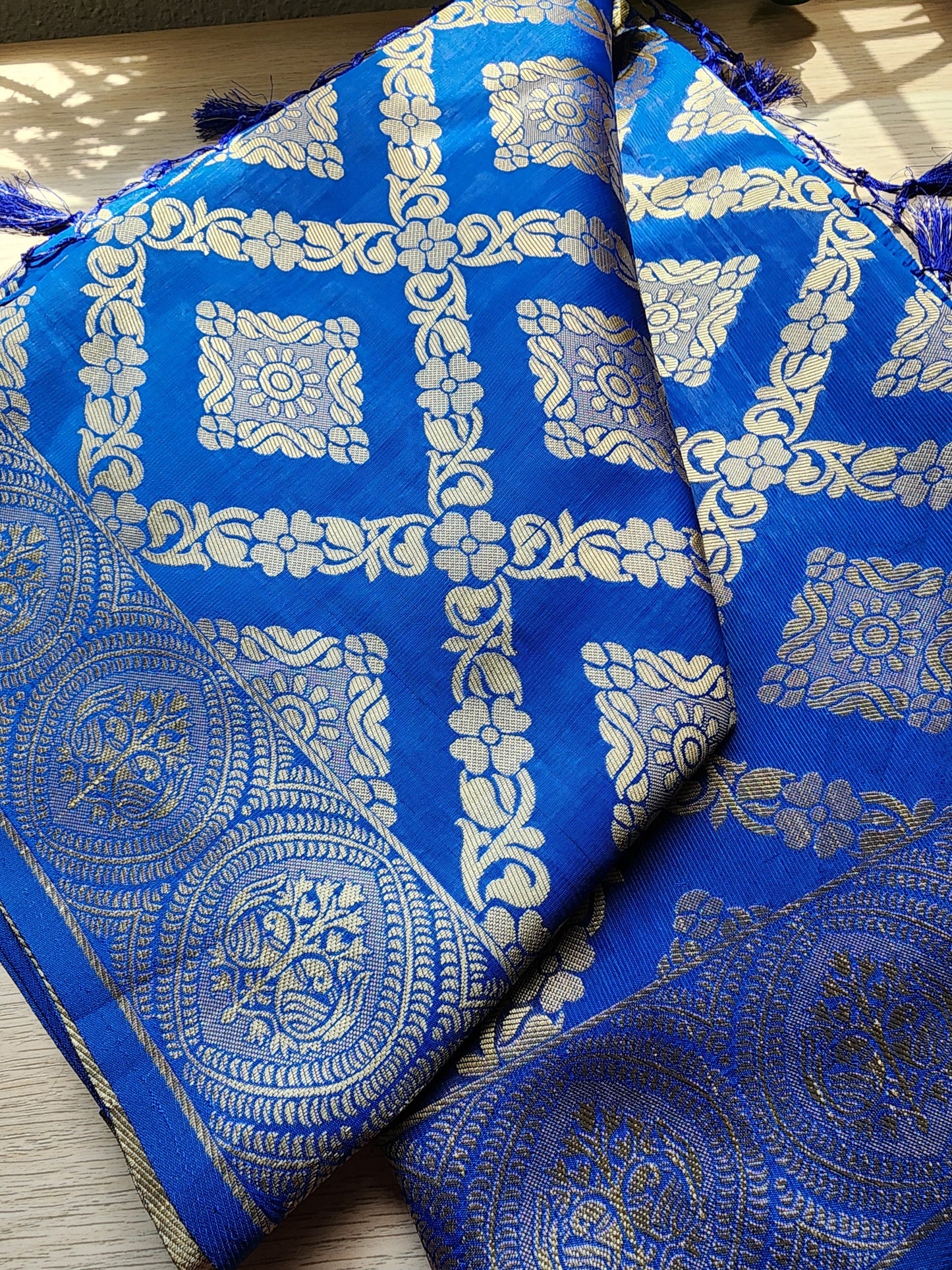 Banarasi Silk Handwoven Royal Blue Dupatta with golden weaving