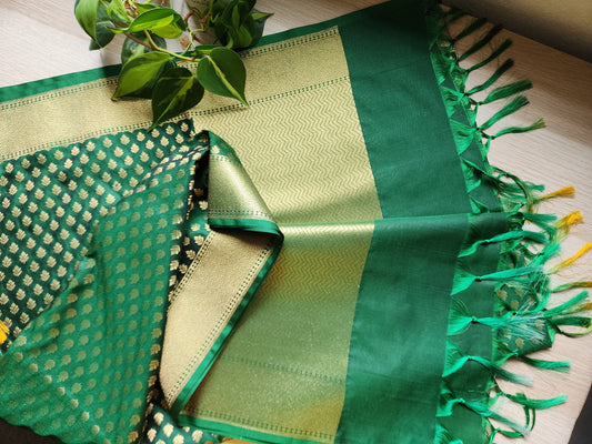 Banarasi Silk Dark Green Dupatta with gold handweaving