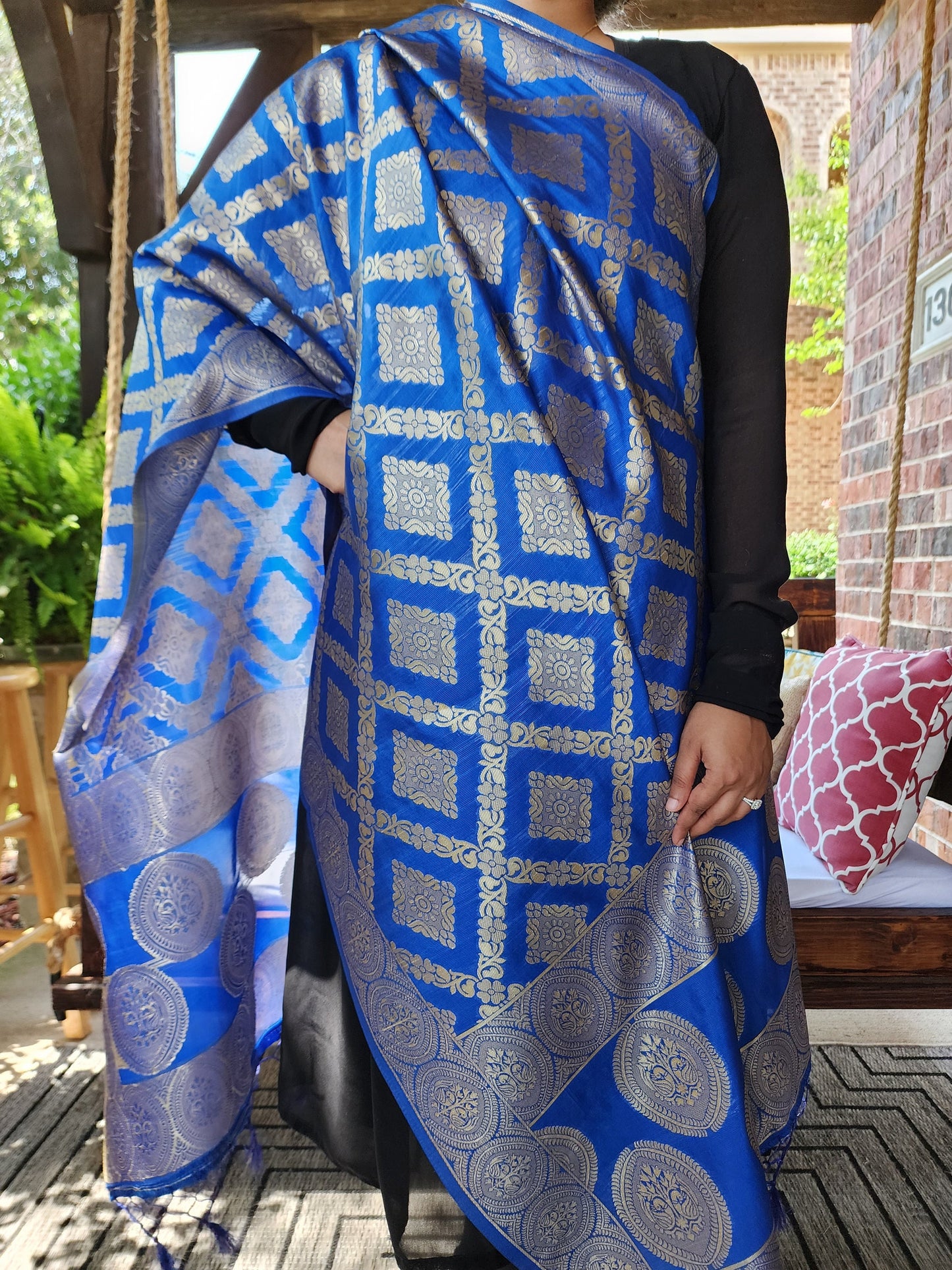 Banarasi Silk Handwoven Royal Blue Dupatta with golden weaving