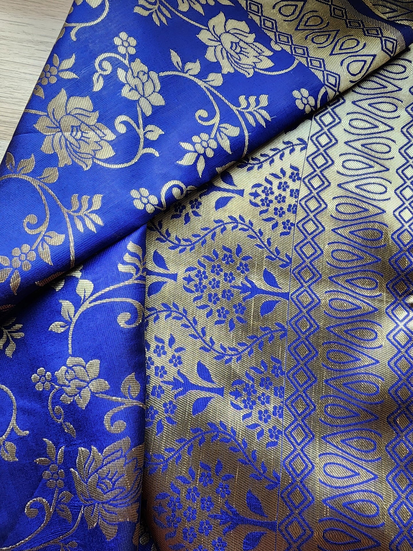 Banarasi Silk Handwoven Royal Blue Dupatta with golden weaving