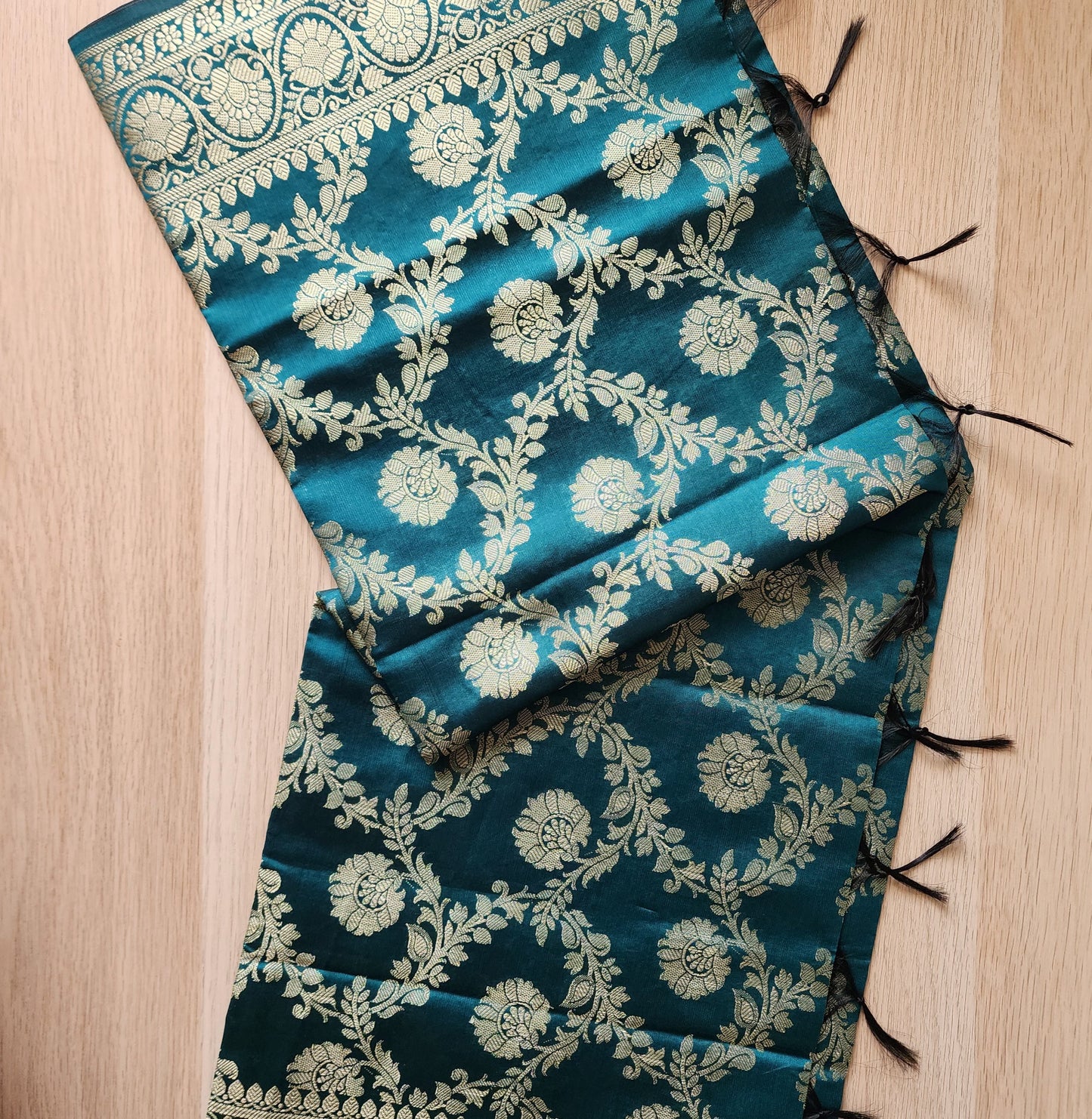 Banarasi Dark Turquoise Green Silk Dupatta with gold weaving