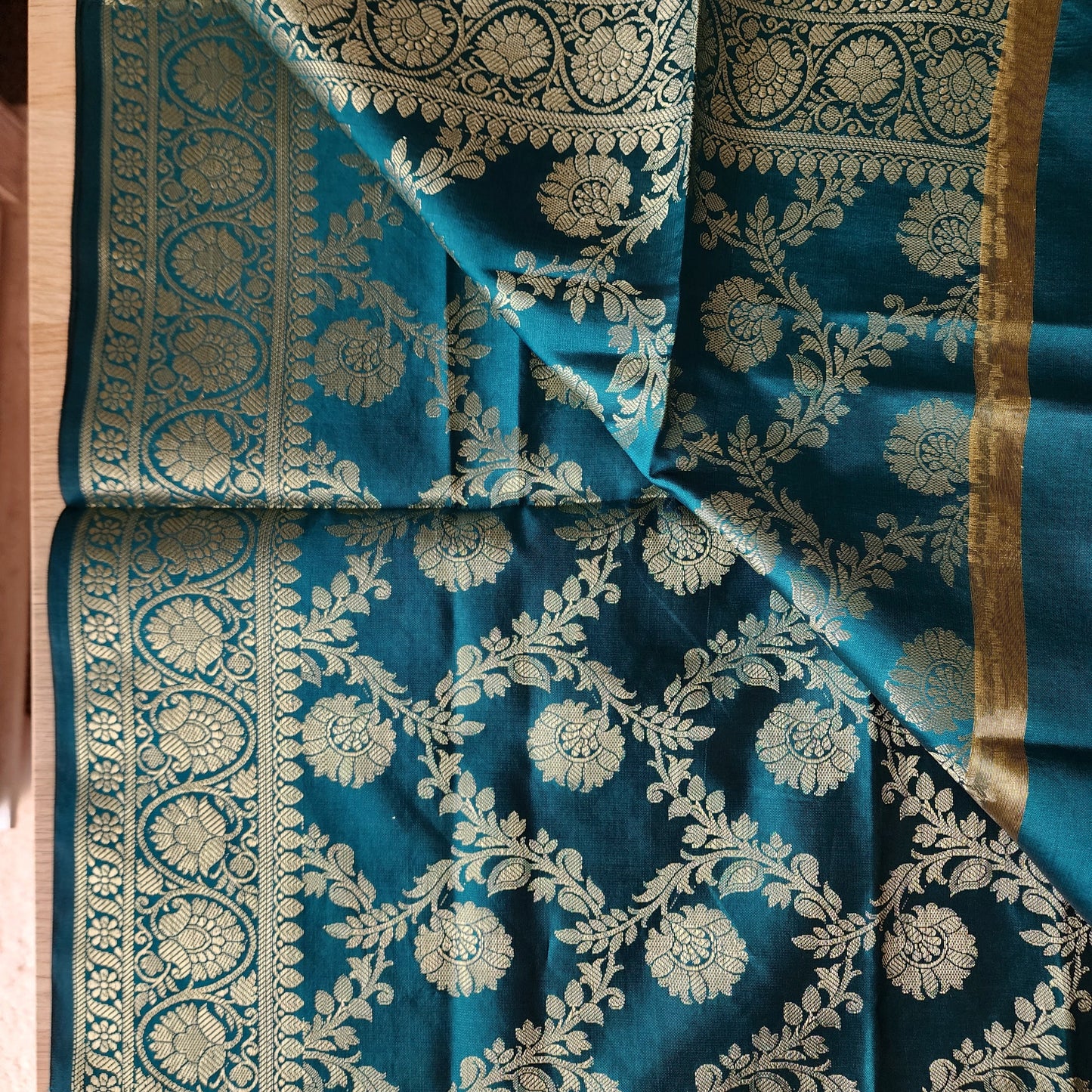 Banarasi Dark Turquoise Green Silk Dupatta with gold weaving