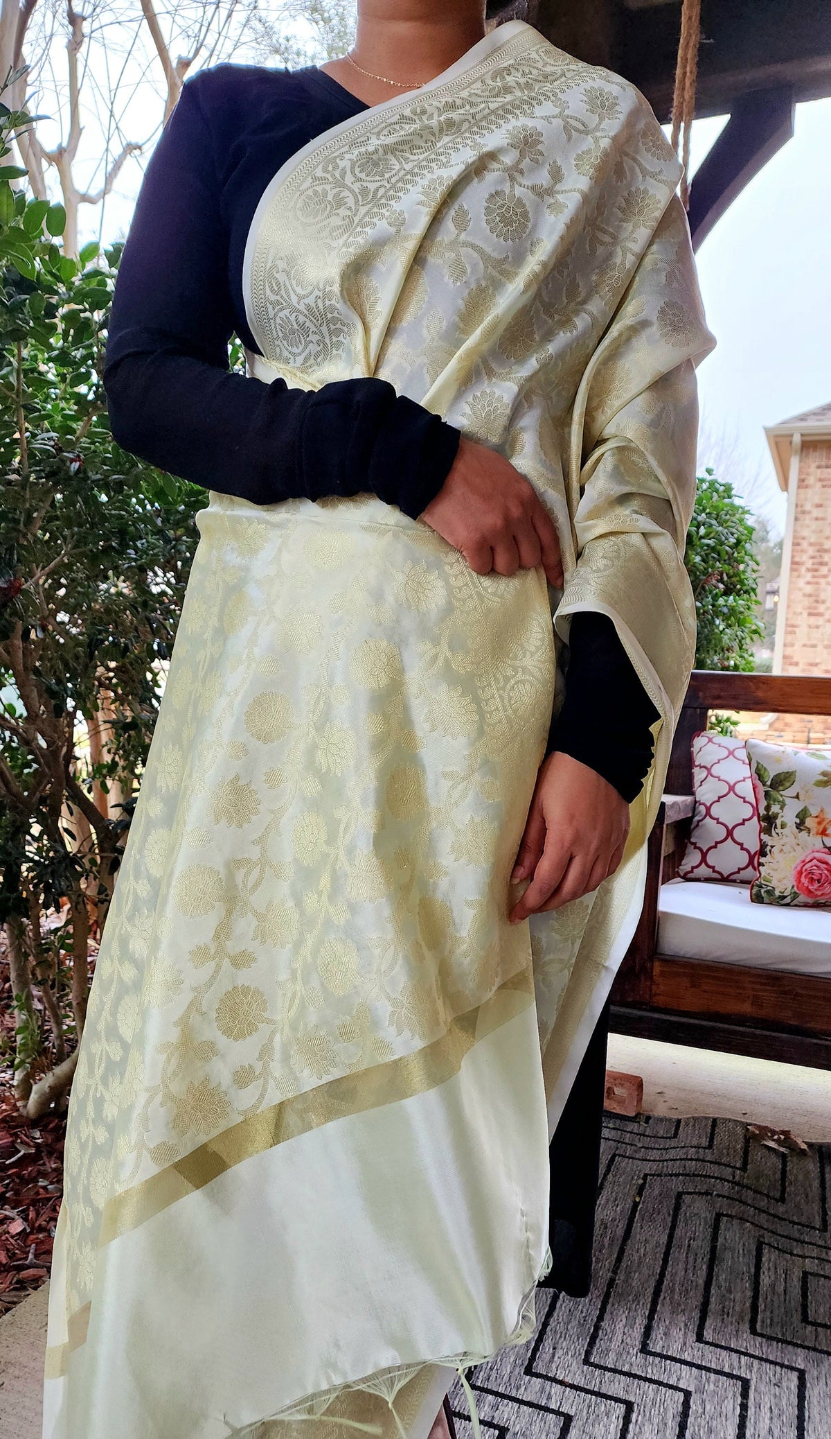 Banarasi Off-White Dupatta with gold handweaving, Indian traditional and Festive designer dupatta, luxurious, soft to touch  dupatta