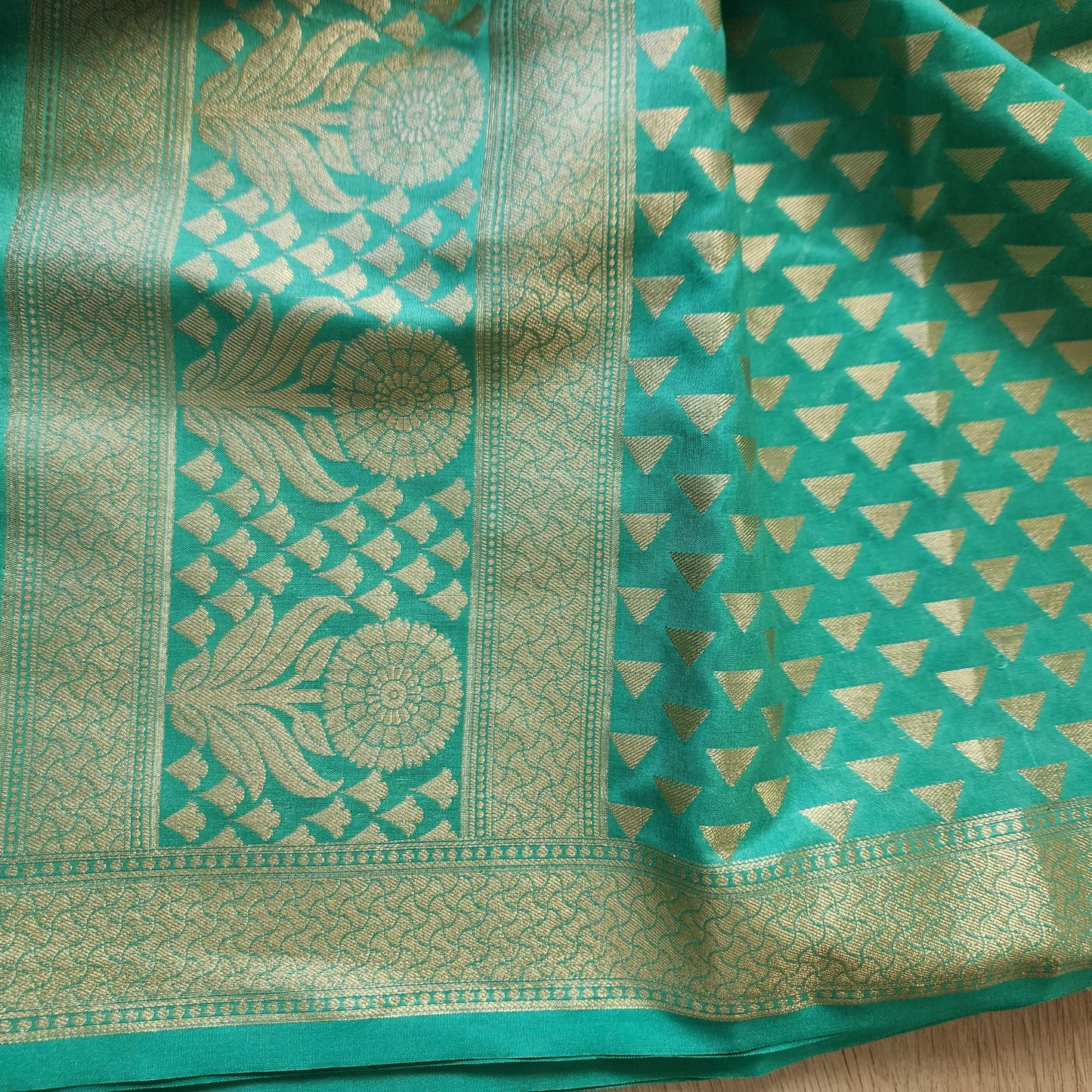 Banarasi Silk Aqua Green Dupatta with gold handweaving, Indian traditional and Festive designer dupatta, luxurious soft Banarsi dupatta