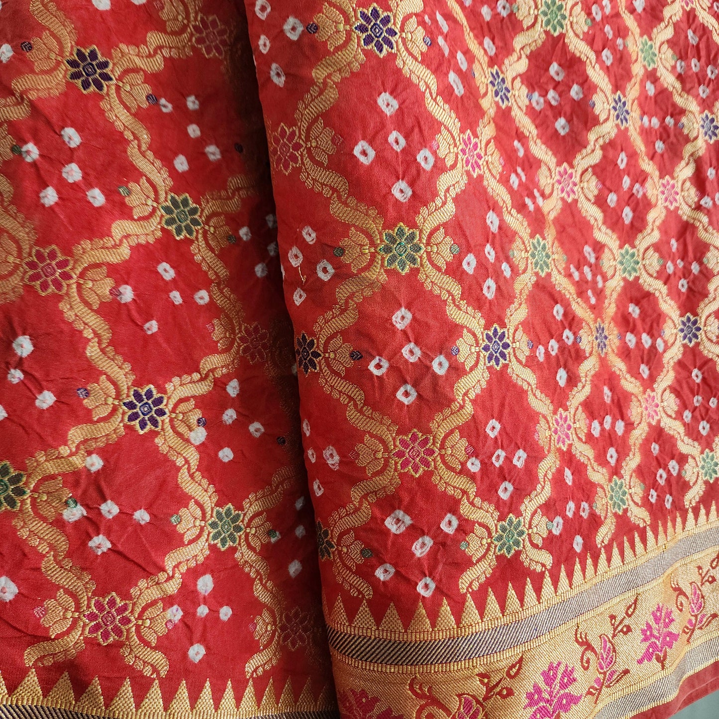 Banarasi Handwoven Bandhni Dupatta in Orange Bright Red, Beautiful Banarsi weaving in Gold