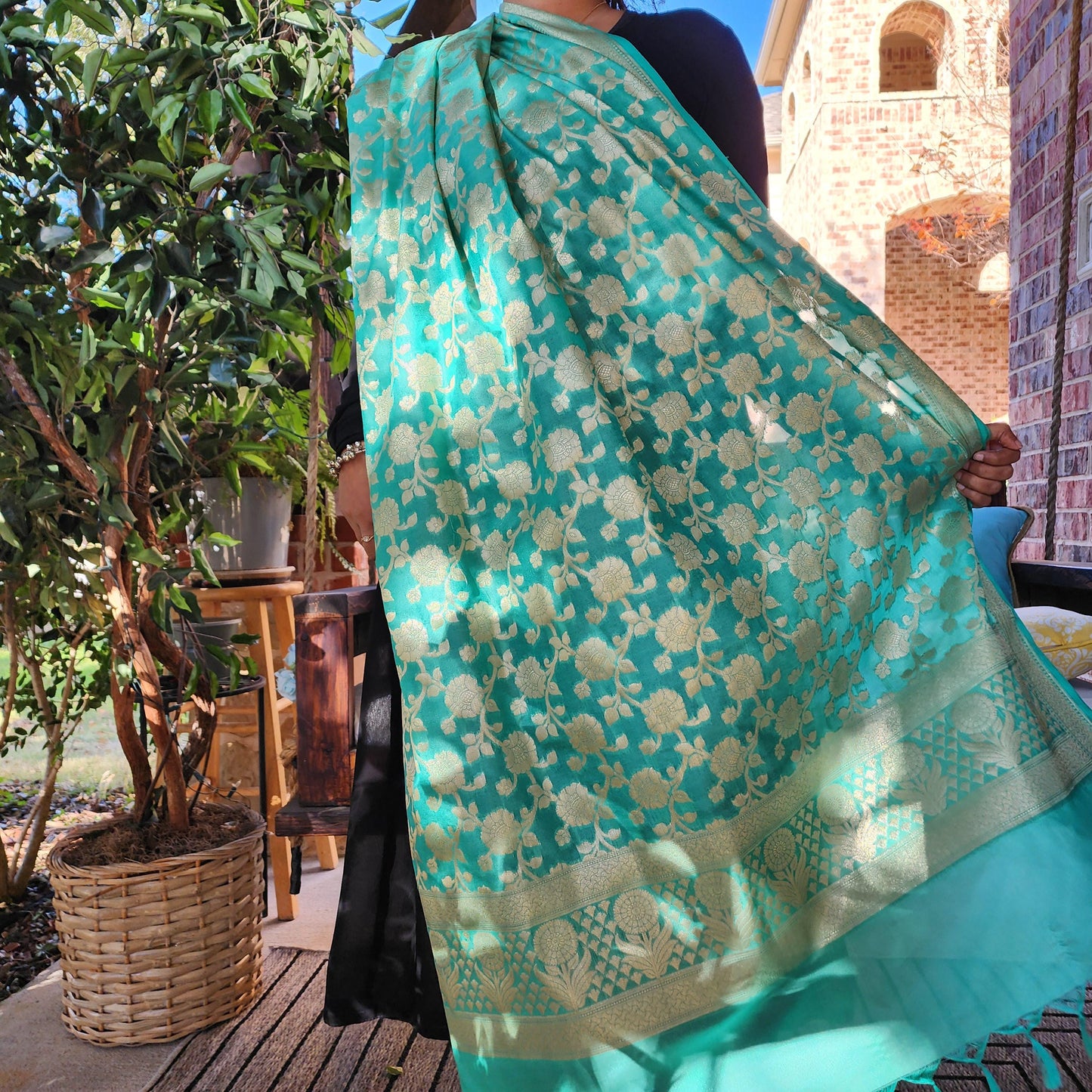 Banarasi Silk Aqua Green Dupatta with gold handweaving, Indian traditional and Festive designer dupatta, luxurious soft Banarsi dupatta