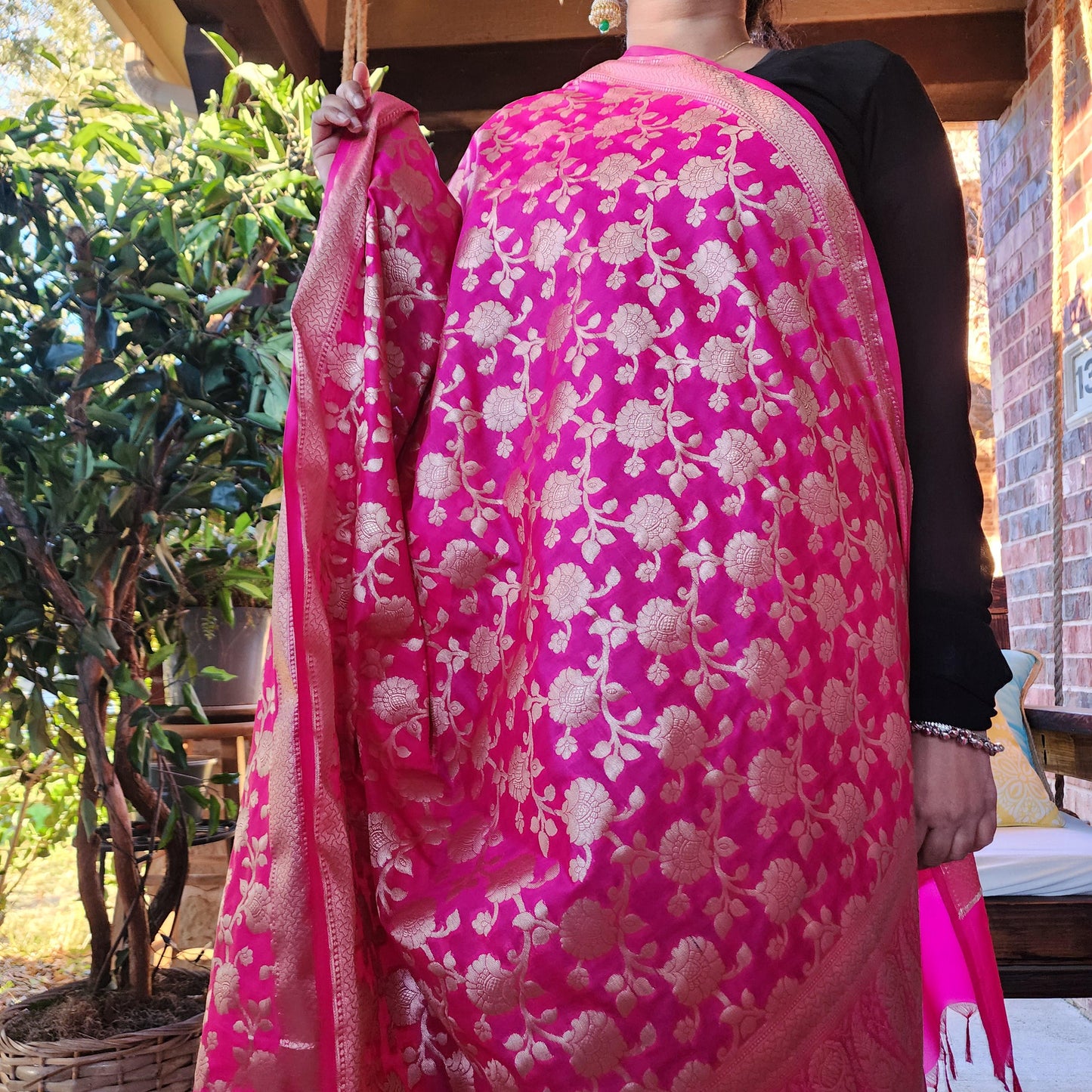 Banarasi Silk Rani Pink Dupatta with gold handweaving, Indian traditional and Festive designer dupatta, luxurious soft Banarsi dupatta