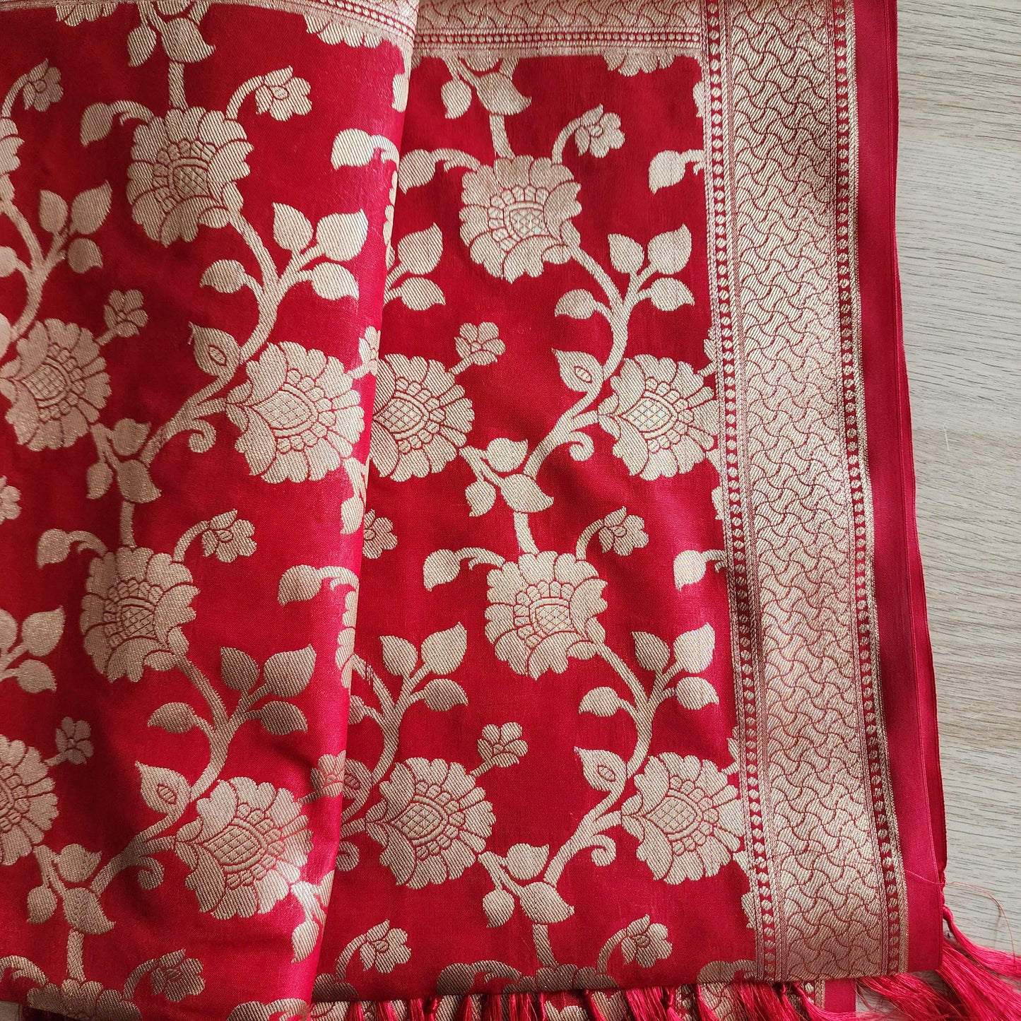 Banarasi Silk Maroon Red Dupatta with gold handweaving, Indian traditional and Festive designer dupatta, luxurious soft Banarsi dupatta