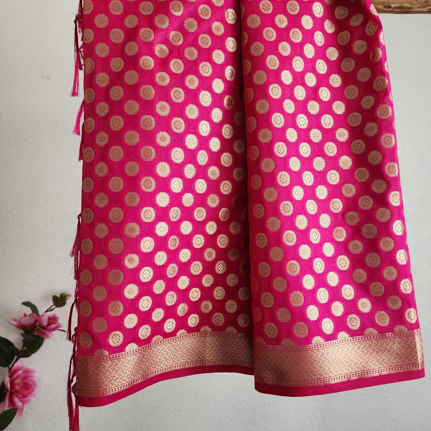 Banarasi Silk Rani Pink Dupatta with gold handweaving, Indian traditional and Festive designer dupatta, luxurious soft Banarsi dupatta