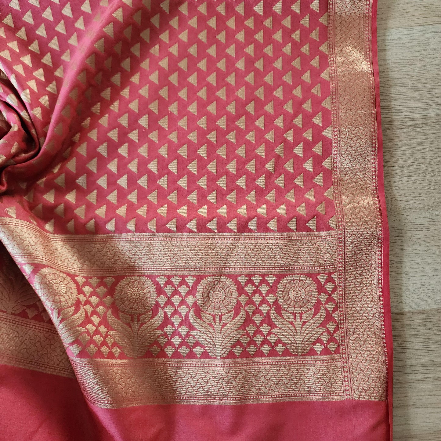 Banarasi Silk Peach Pink Dupatta with gold handweaving, Indian traditional and Festive designer dupatta, luxurious soft Banarsi dupatta