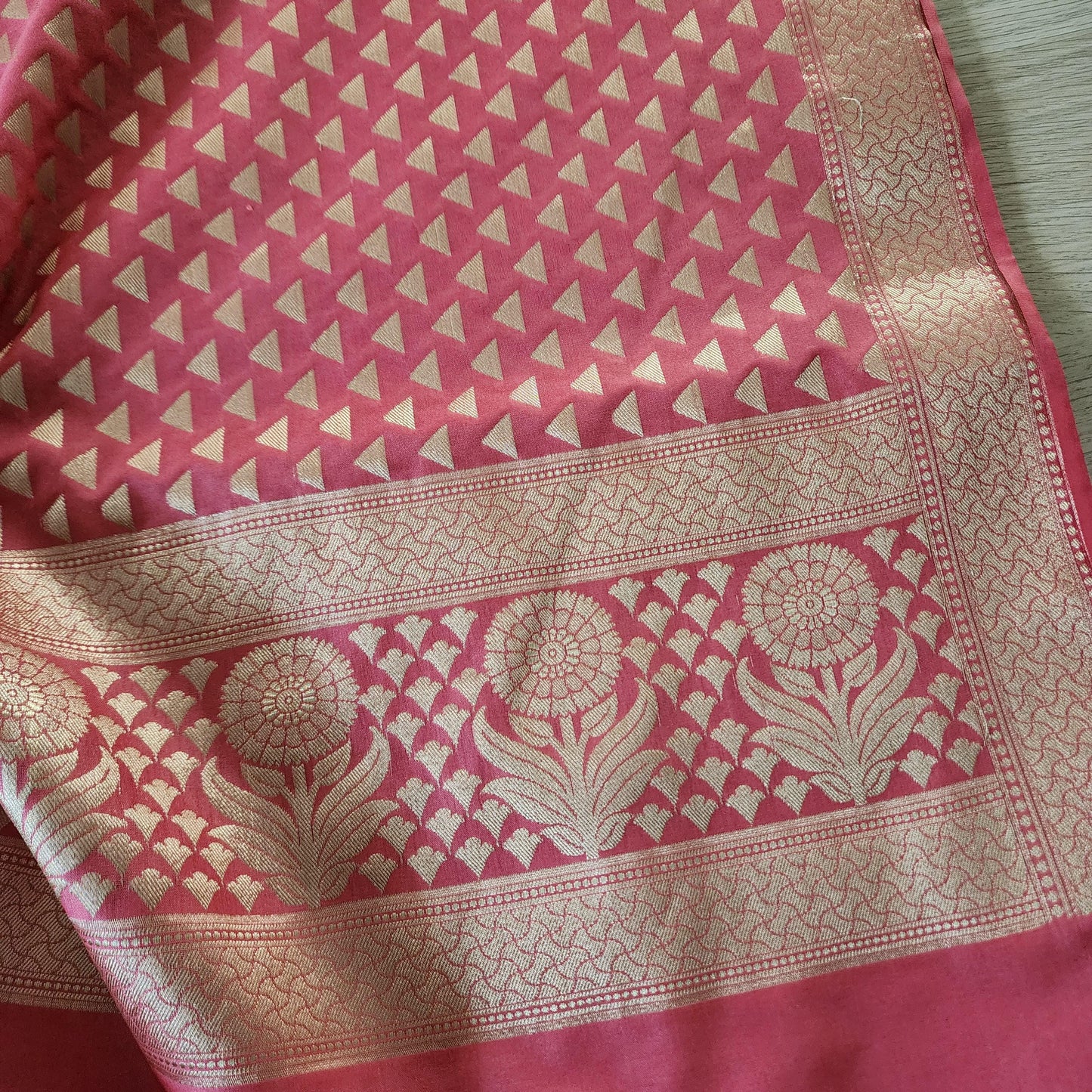 Banarasi Silk Peach Pink Dupatta with gold handweaving, Indian traditional and Festive designer dupatta, luxurious soft Banarsi dupatta