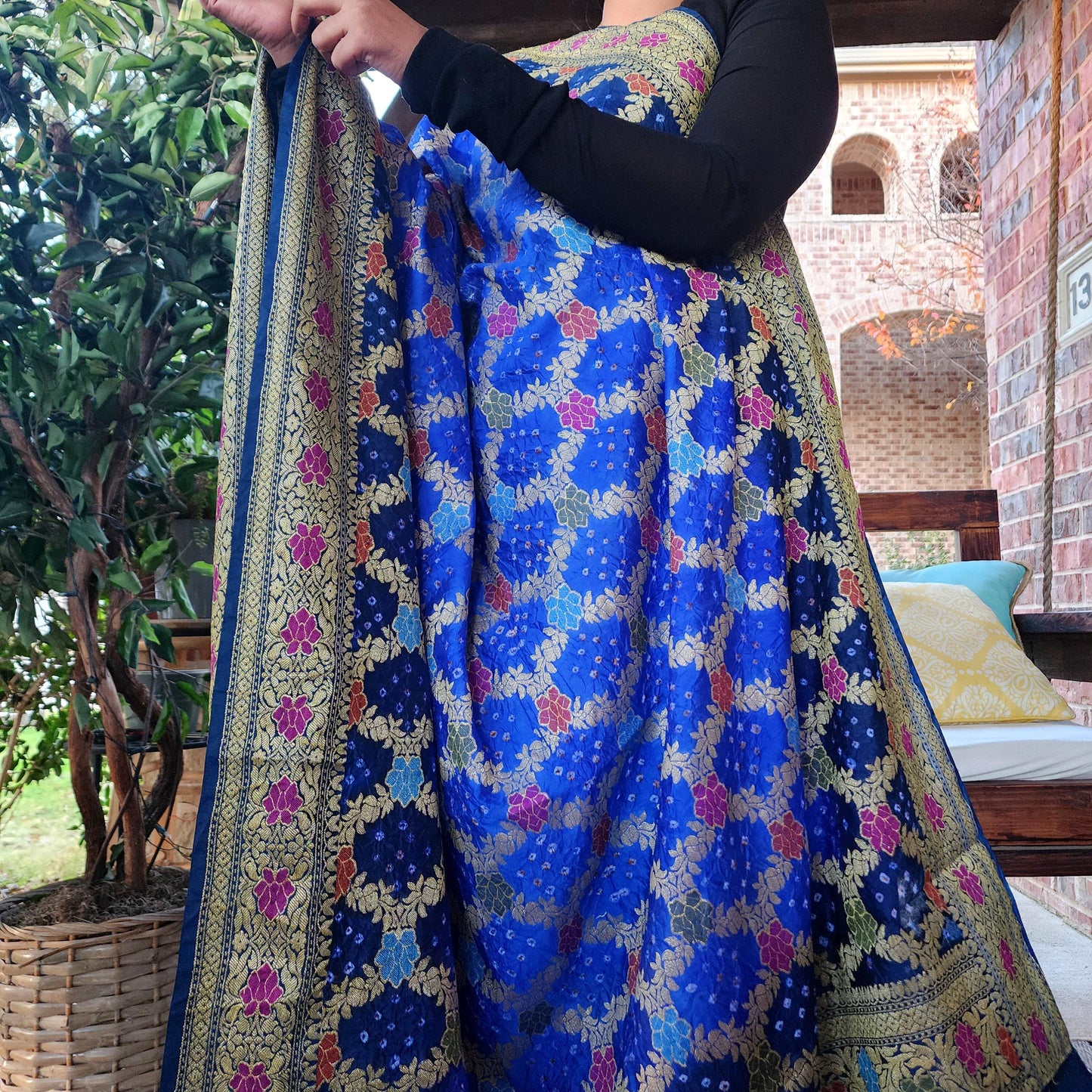 Banarasi Handwoven Bandhni Dupatta in Denim & Sky Blue, Beautiful Banarsi weaving in Gold