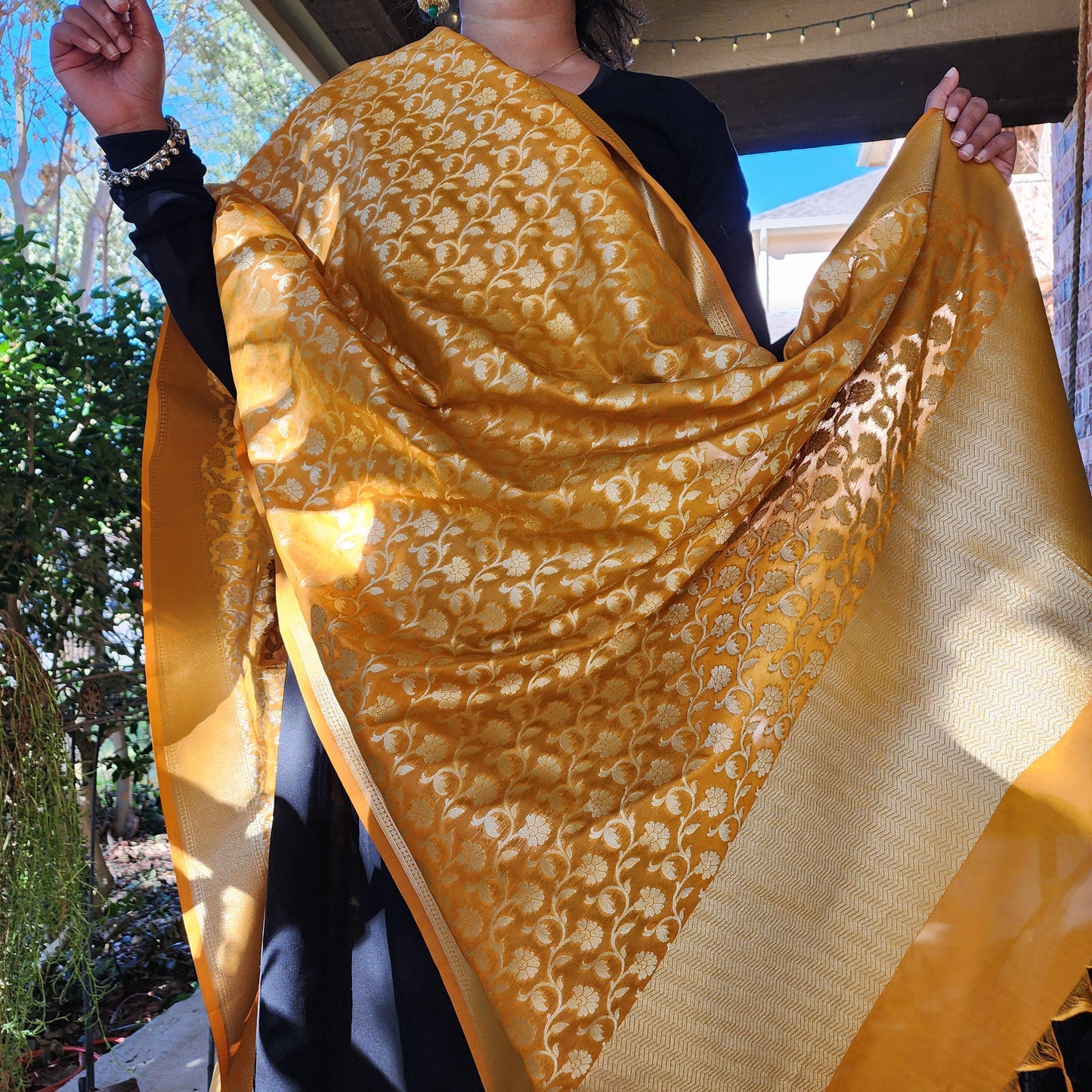 Banarasi Silk Mustard Yellow Dupatta with gold handweaving, Indian traditional and Festive designer dupatta, luxurious soft Banarsi dupatta