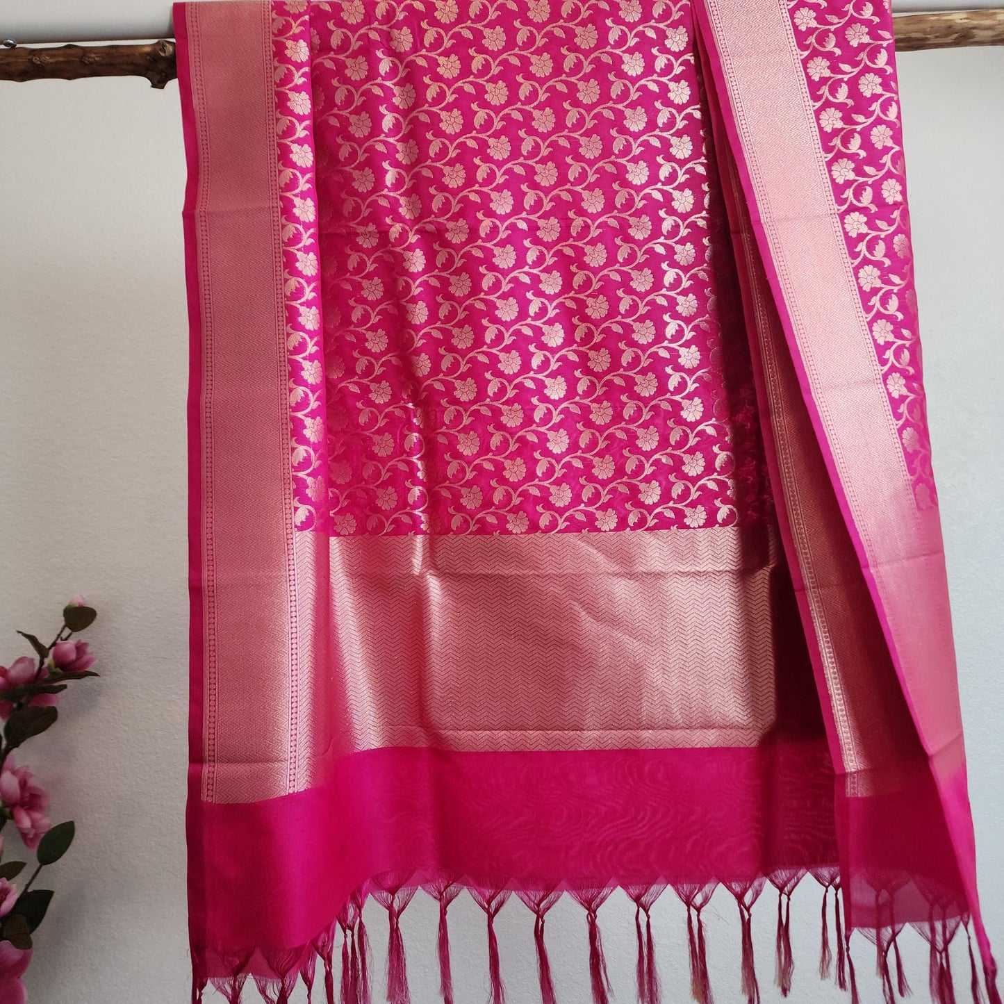 Banarasi Silk Rani Pink Dupatta with gold handweaving, Indian traditional and Festive designer dupatta, luxurious soft Banarsi dupatta