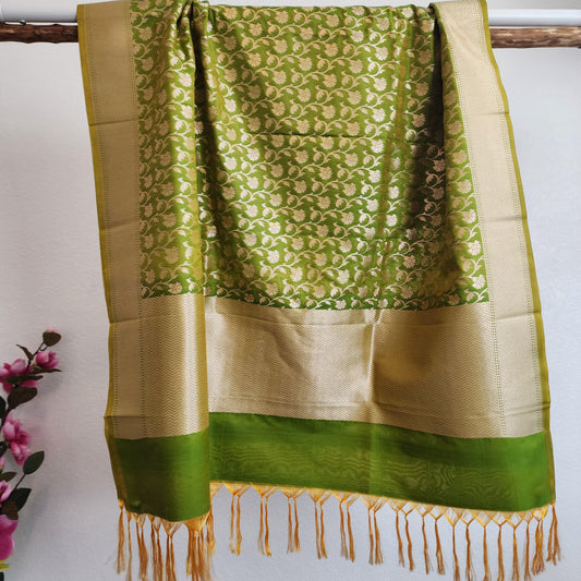 Banarasi Silk Green Dupatta with gold handweaving, Indian traditional and Festive designer dupatta, luxurious soft Banarsi dupatta