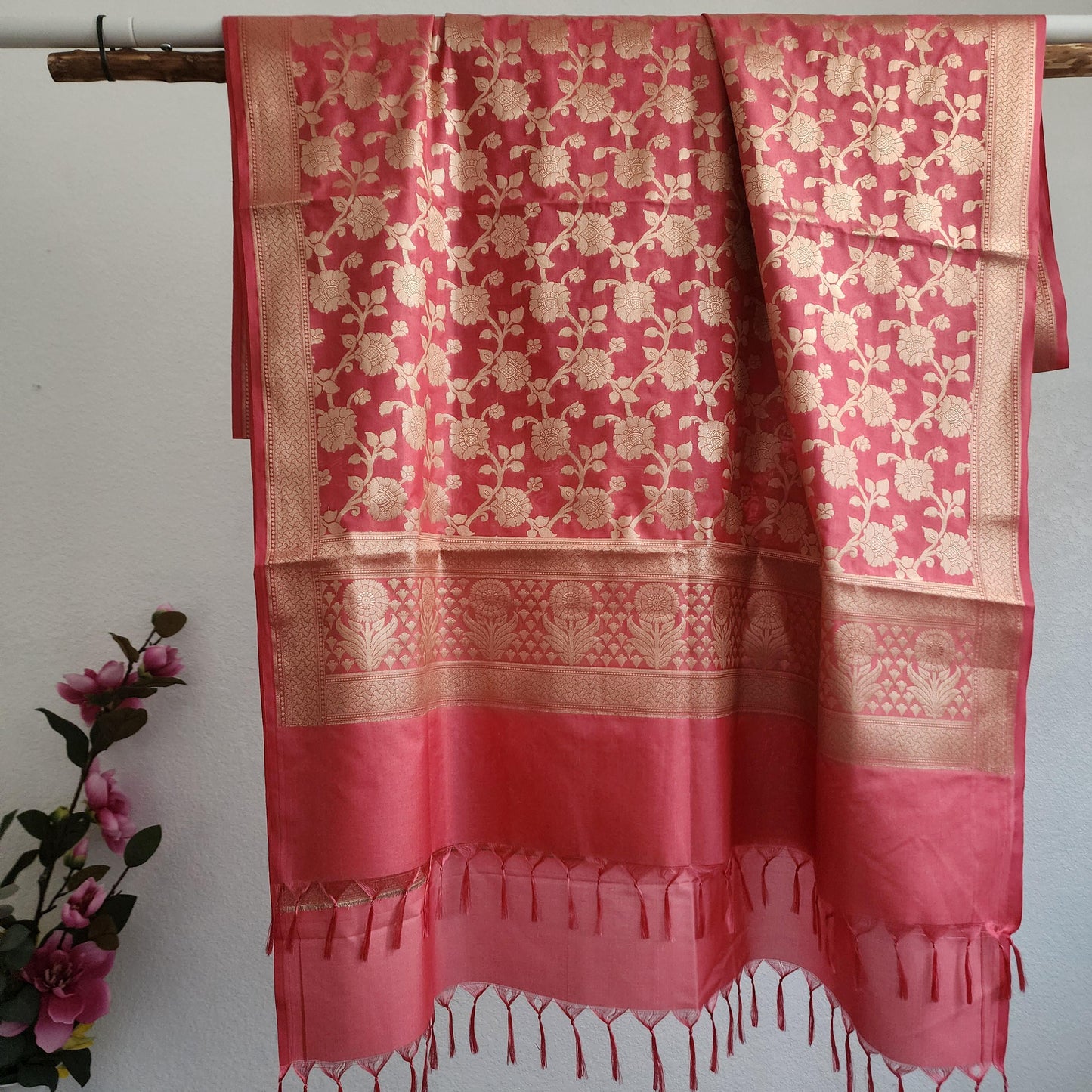 Banarasi Silk Magenta Pink Dupatta with gold handweaving, Indian traditional and Festive designer dupatta, luxurious soft Banarsi dupatta