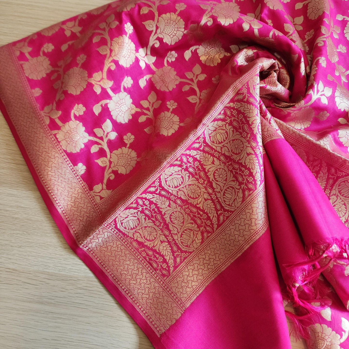 Banarasi Silk Rani Pink Dupatta with gold handweaving, Indian traditional and Festive designer dupatta, luxurious soft Banarsi dupatta