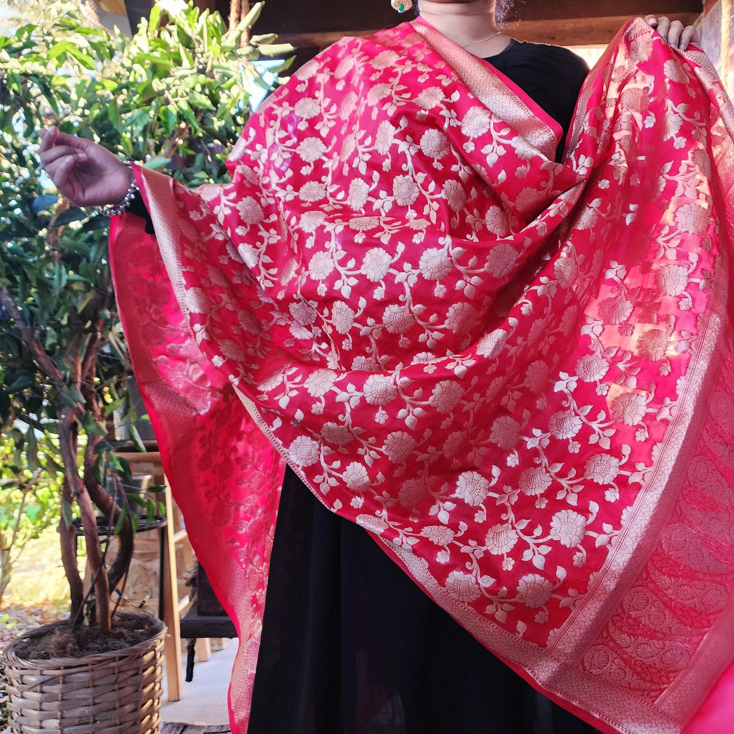 Banarasi Silk Maroon Red Dupatta with gold handweaving, Indian traditional and Festive designer dupatta, luxurious soft Banarsi dupatta