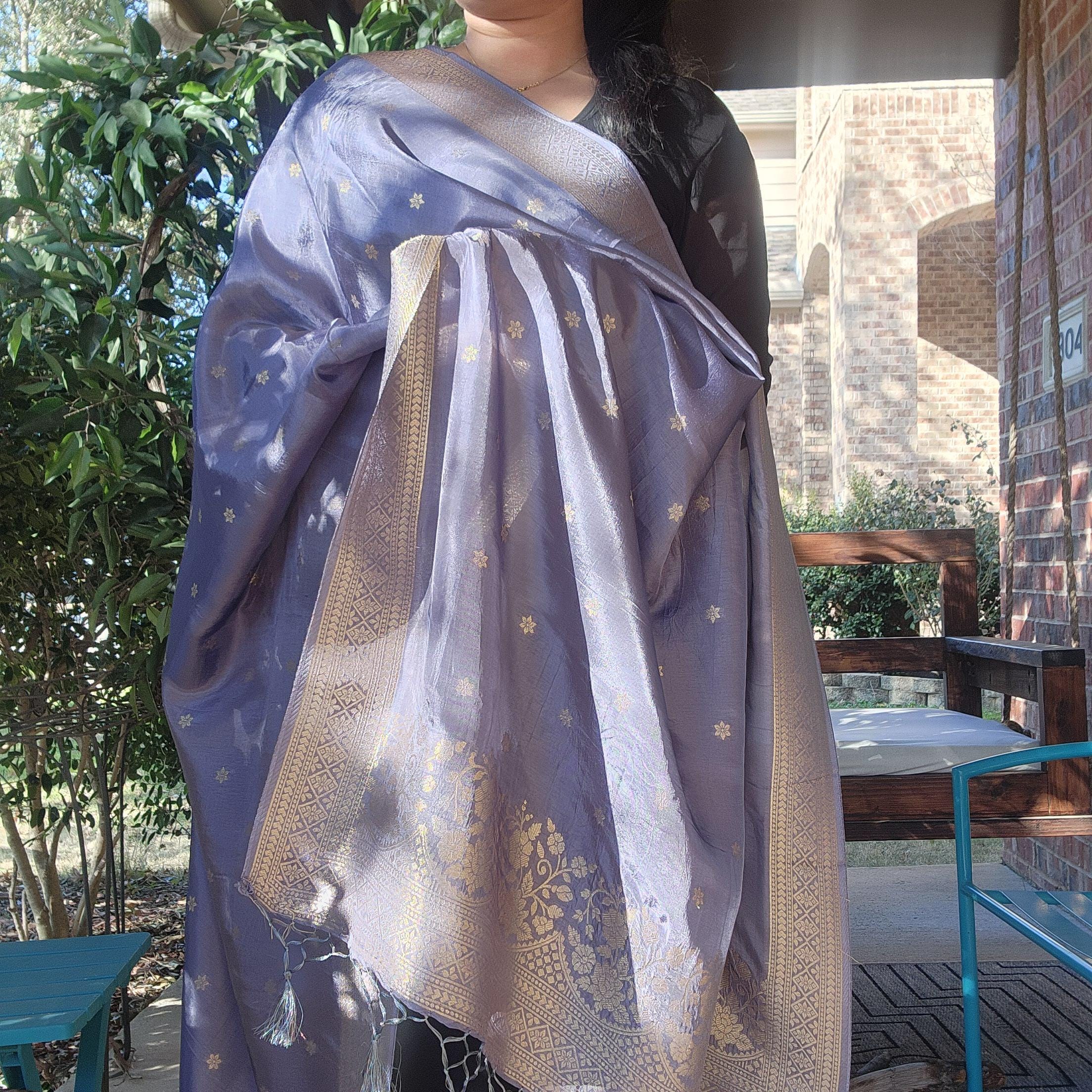 Banarasi Gray Dola Silk with Golden Zari border & Floral motifs