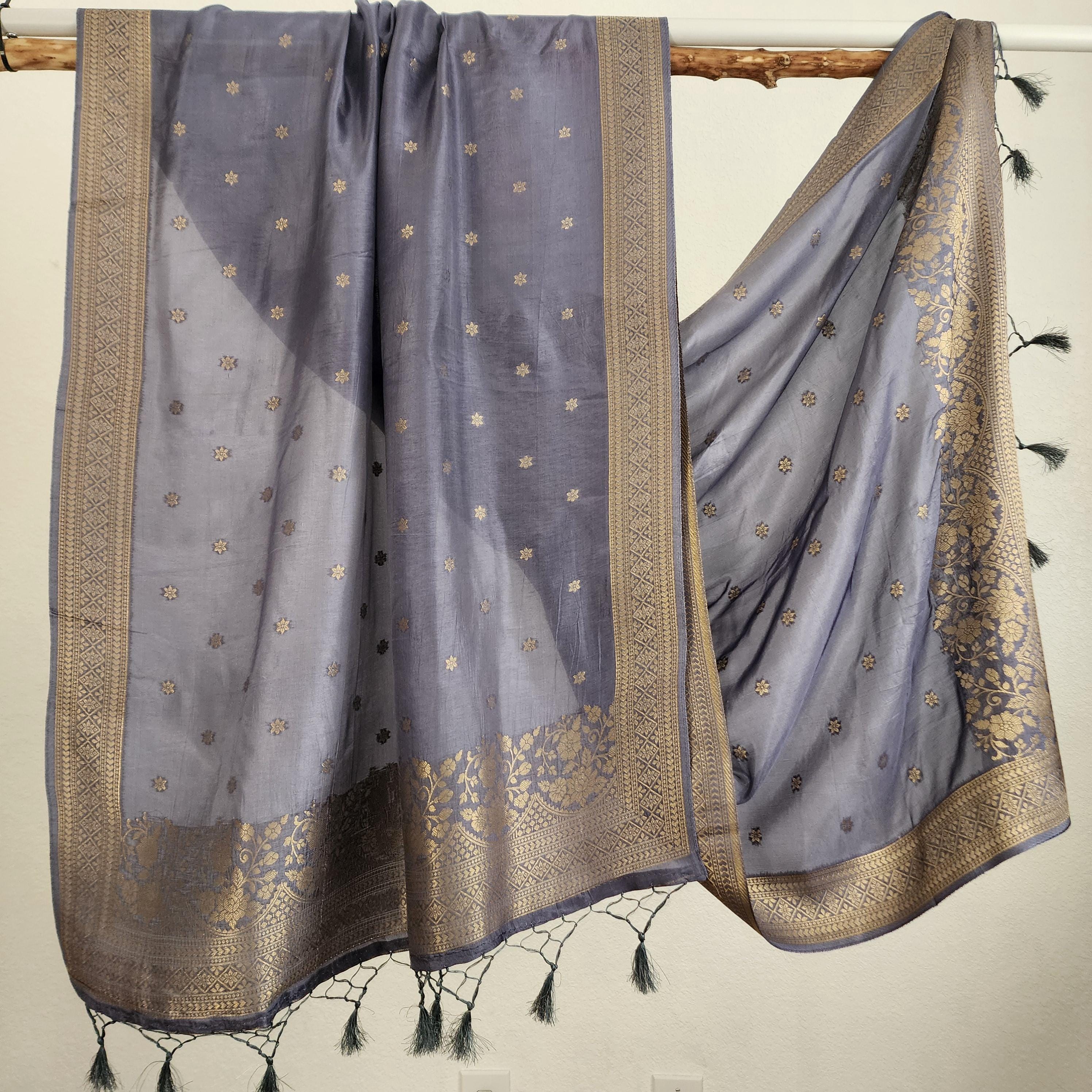 Banarasi Gray Dola Silk with Golden Zari border & Floral motifs