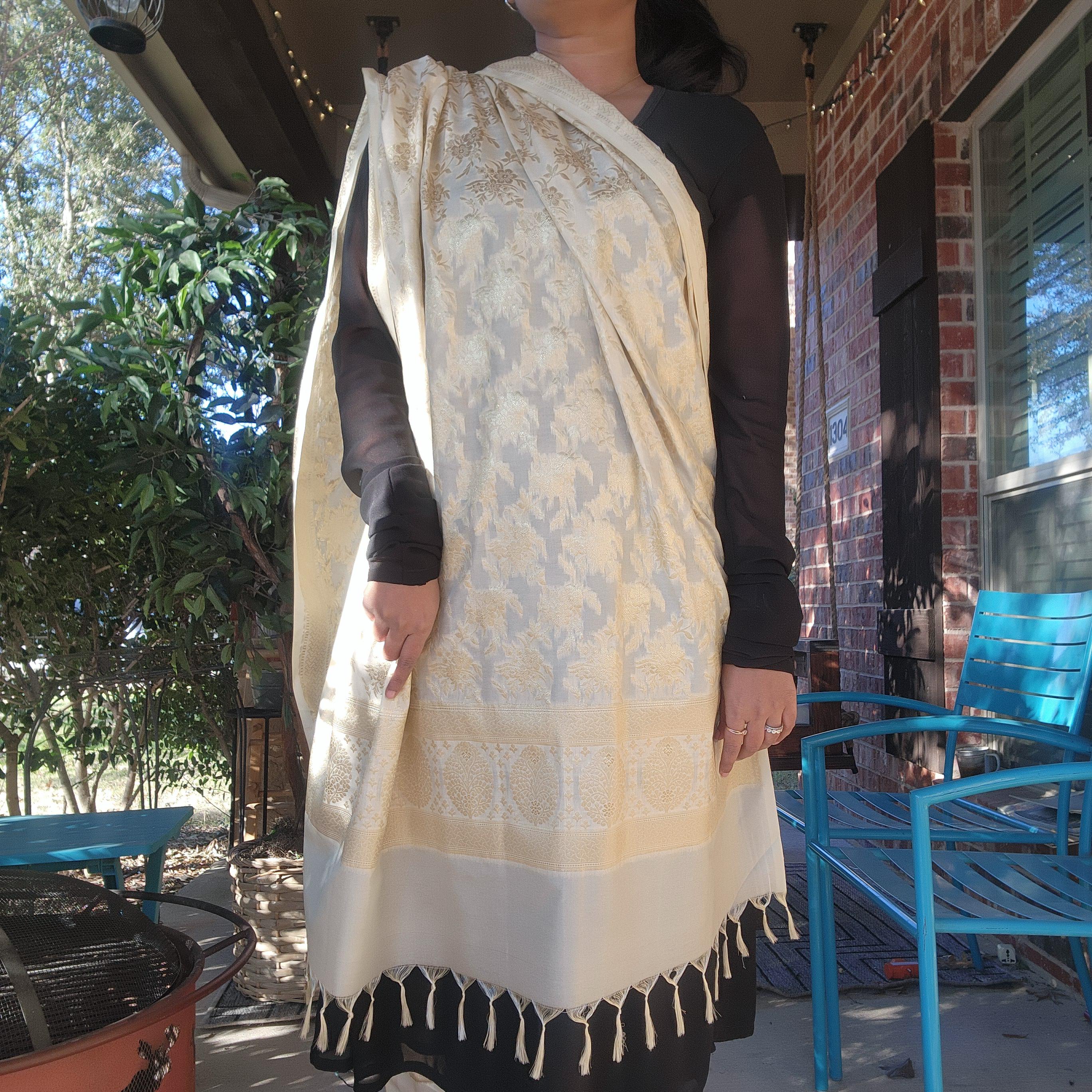 Banarasi Off-White Dupatta with gold handweaving, Indian traditional and Festive designer dupatta, luxurious, soft to touch  dupatta