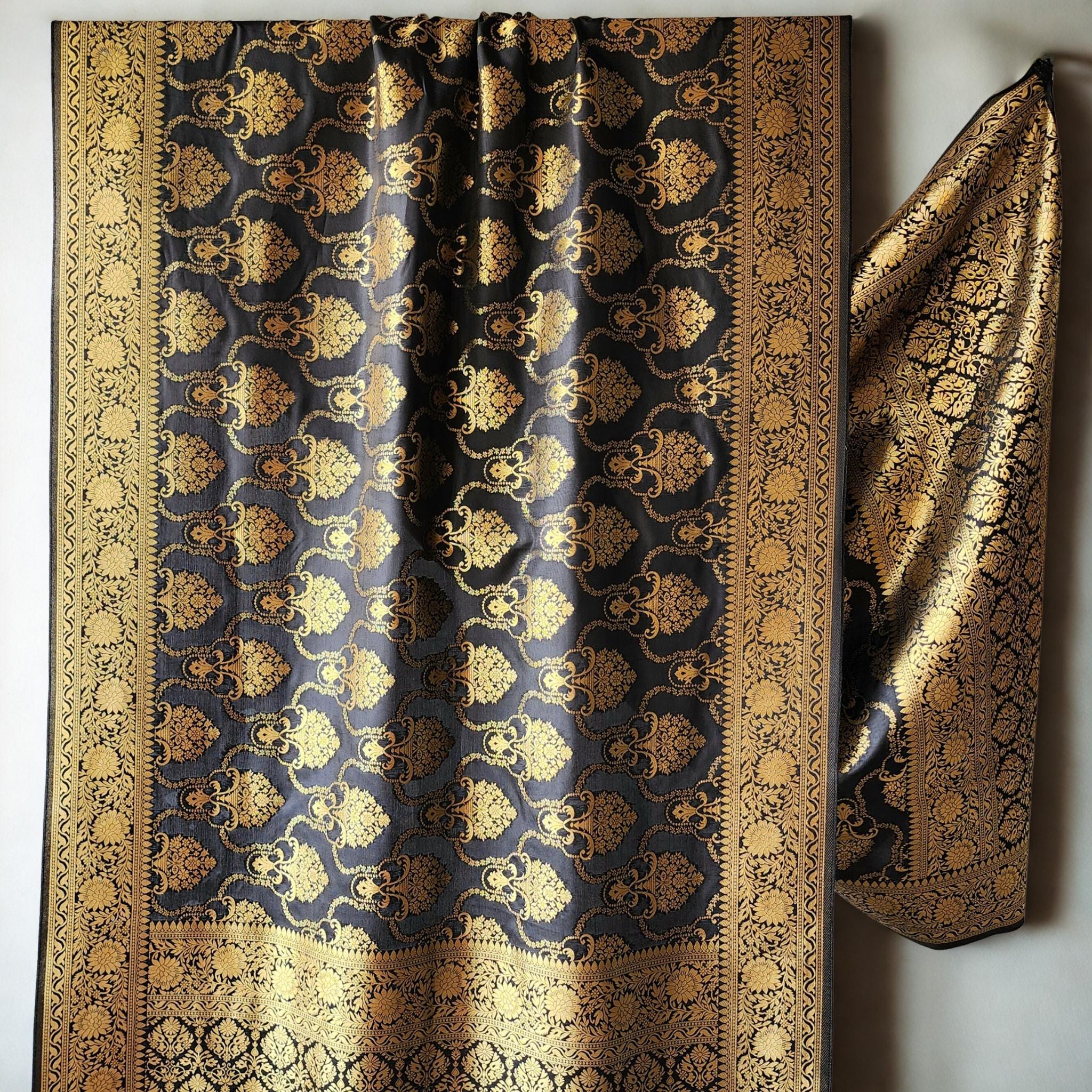 Banarasi Katan Silk Kadhuwa Jaal Dupatta in Black