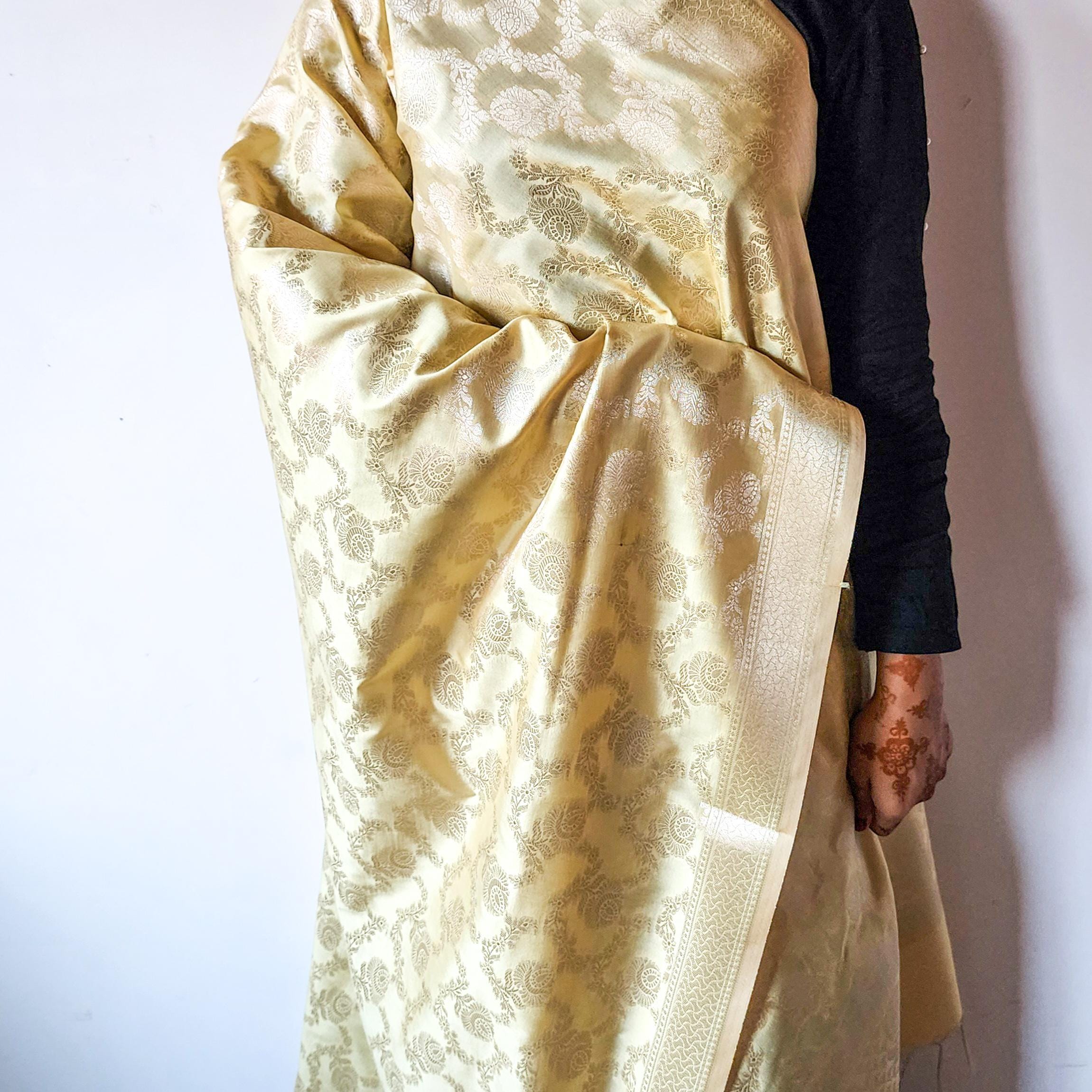 Delicate Butter Yellow Banarasi Dupatta  Soft Gold Detailing, Light & Elegant
