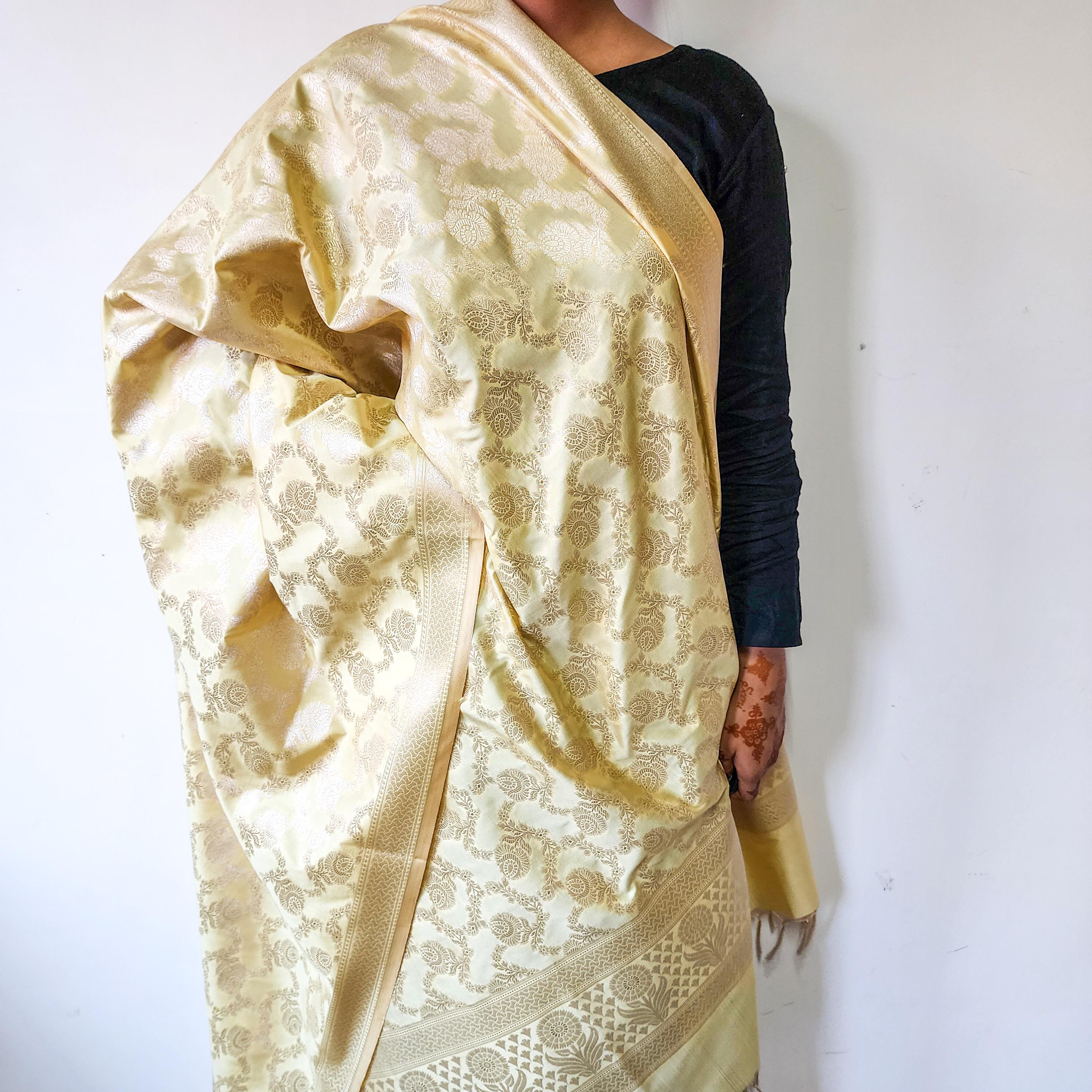 Delicate Butter Yellow Banarasi Dupatta  Soft Gold Detailing, Light & Elegant