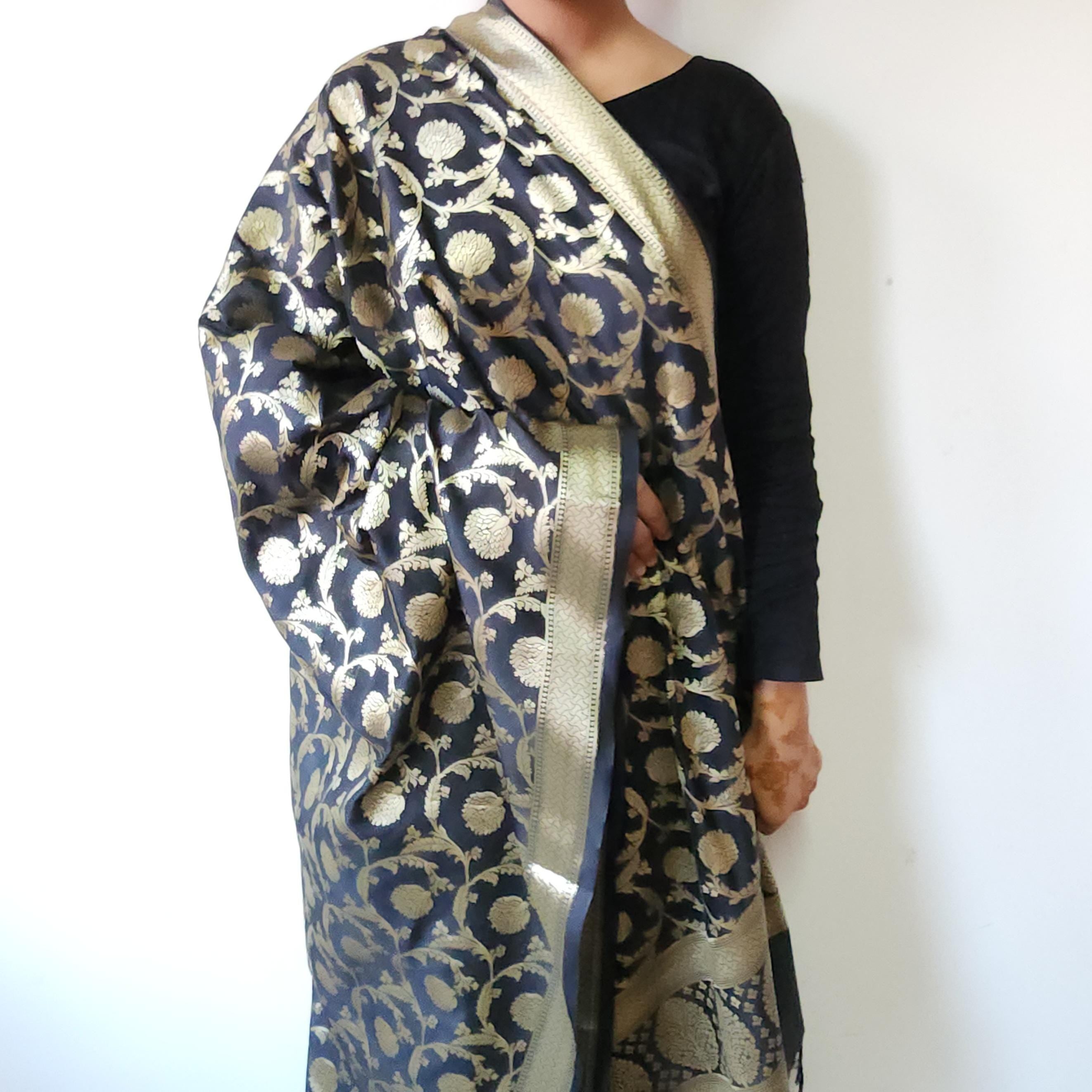 Elegant Black Banarasi Dupatta  Golden Floral Weave, Timeless Festive Classic