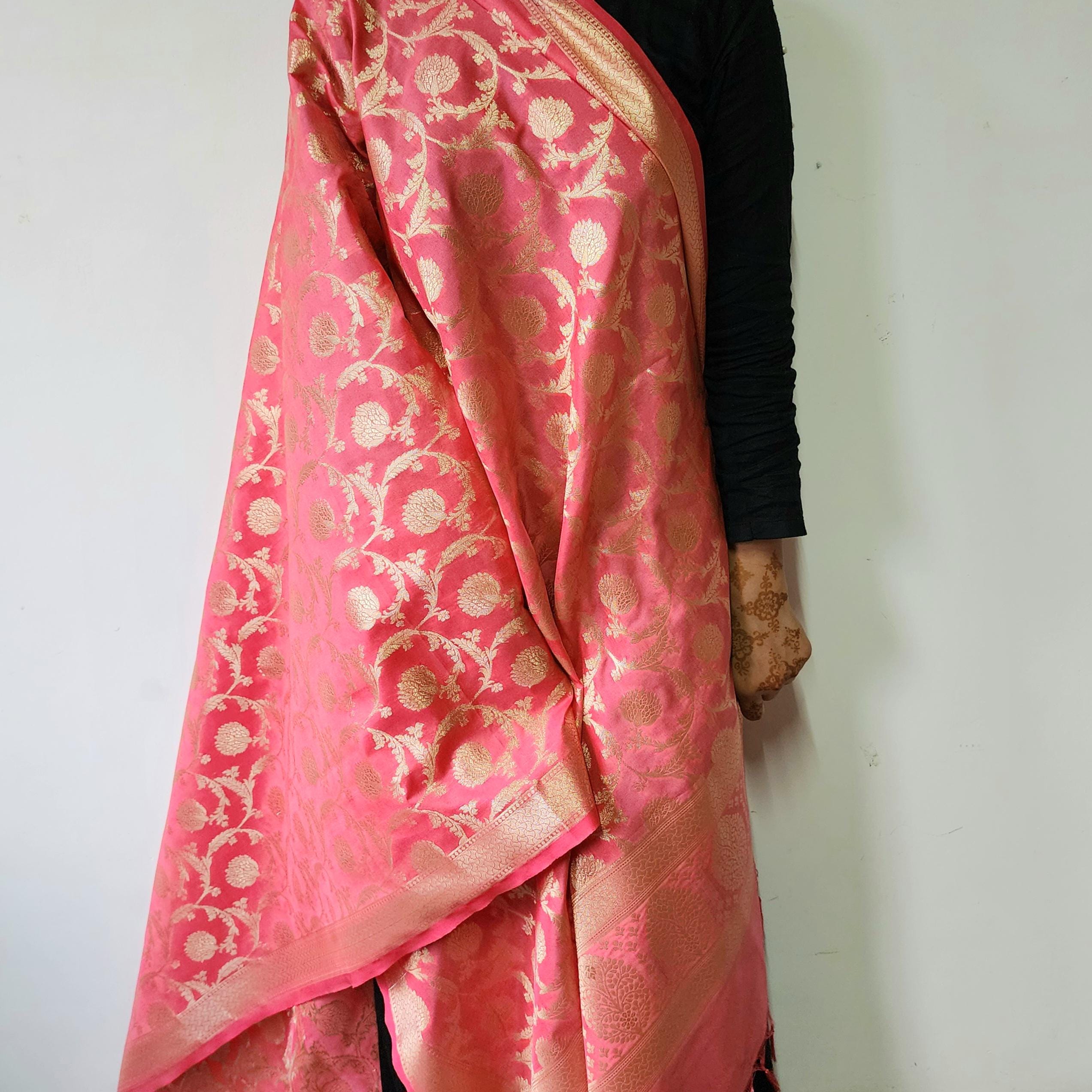 Graceful Rose Pink Banarasi Dupatta  Soft Golden Weave, Subtle & Feminine Charm