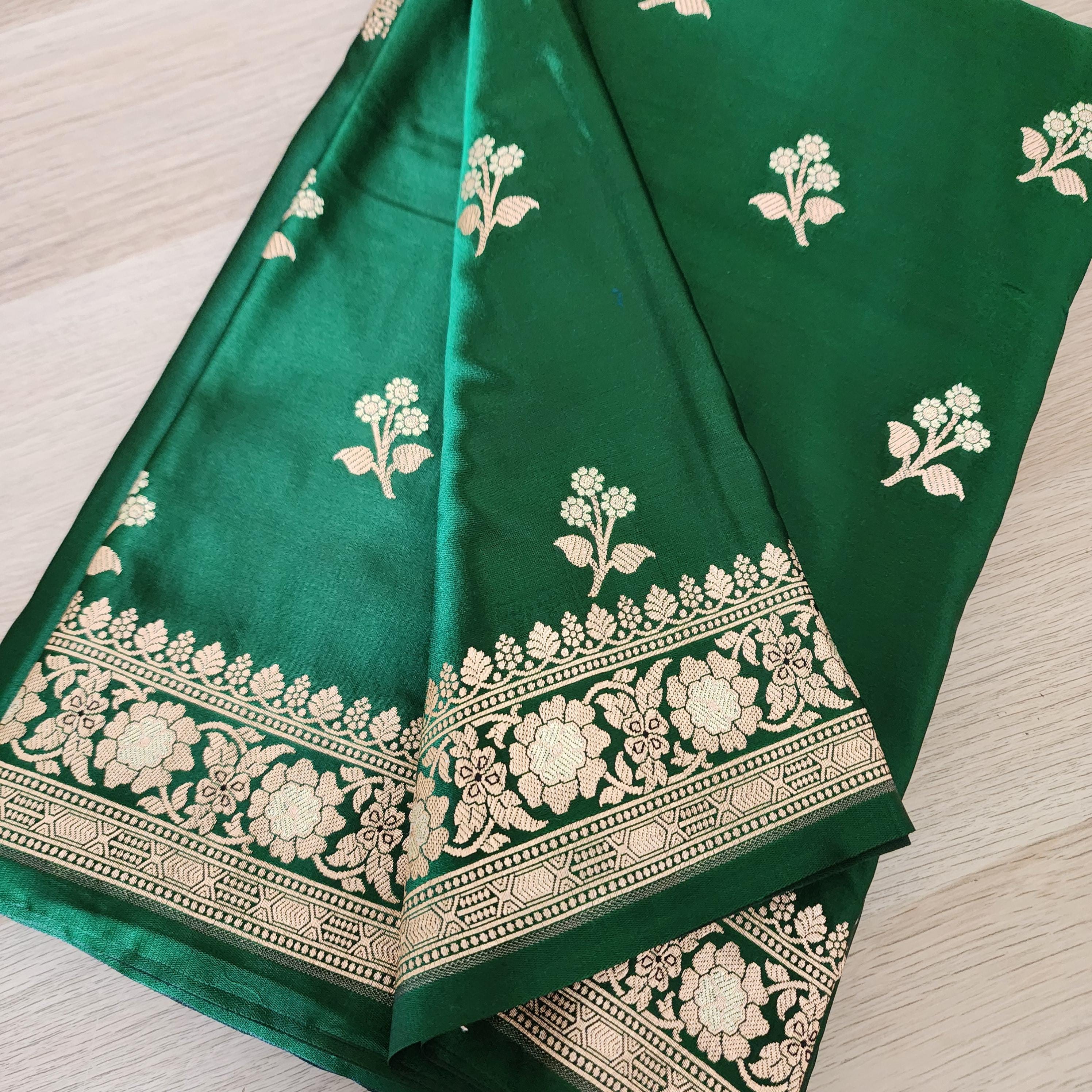 Exquisite Emerald Green, Pure Banarasi Katan Silk Saree with Rich Gold & Silver Zari Weaving