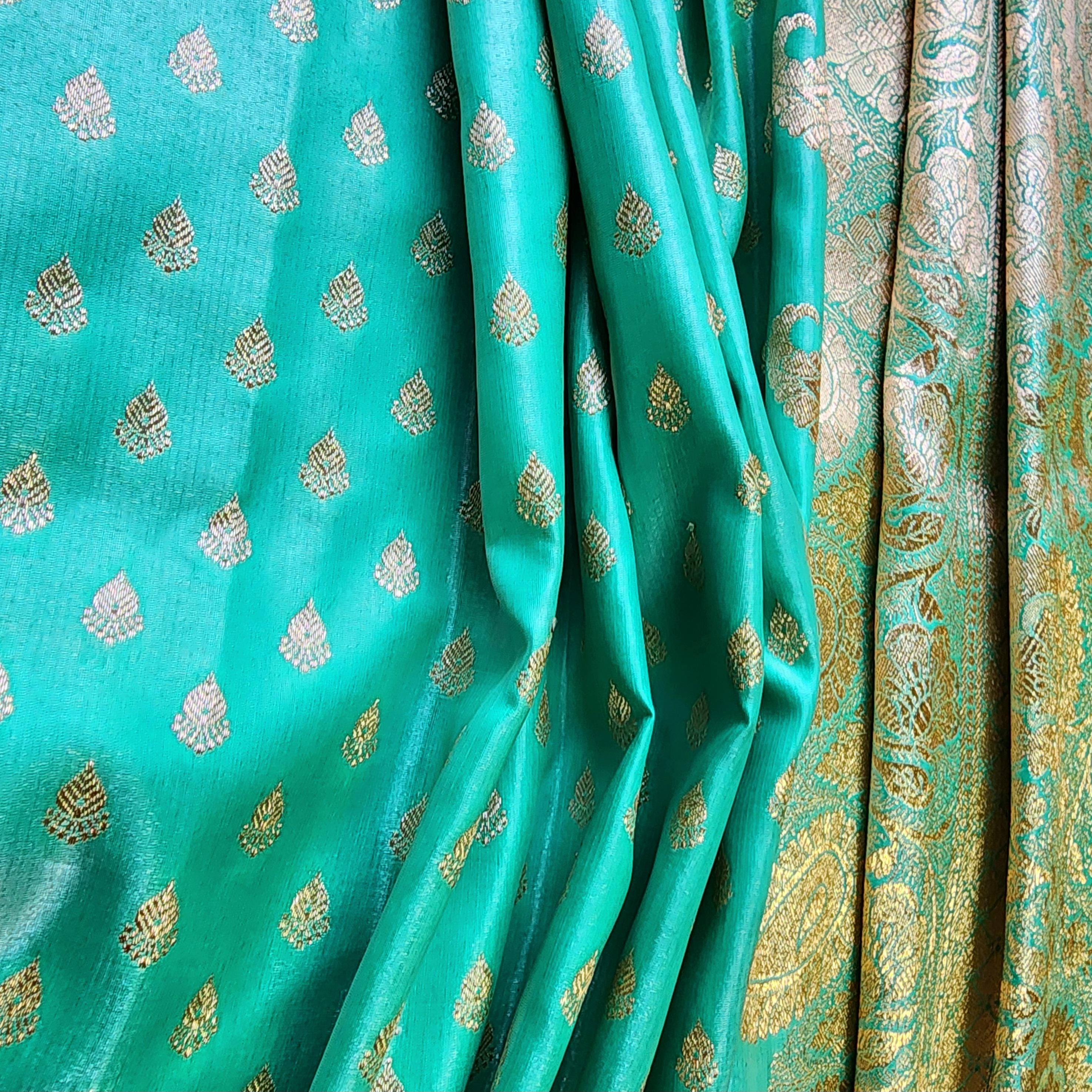 Rich Emerald Green Banarasi Silk Saree with Gold Zari Weaving