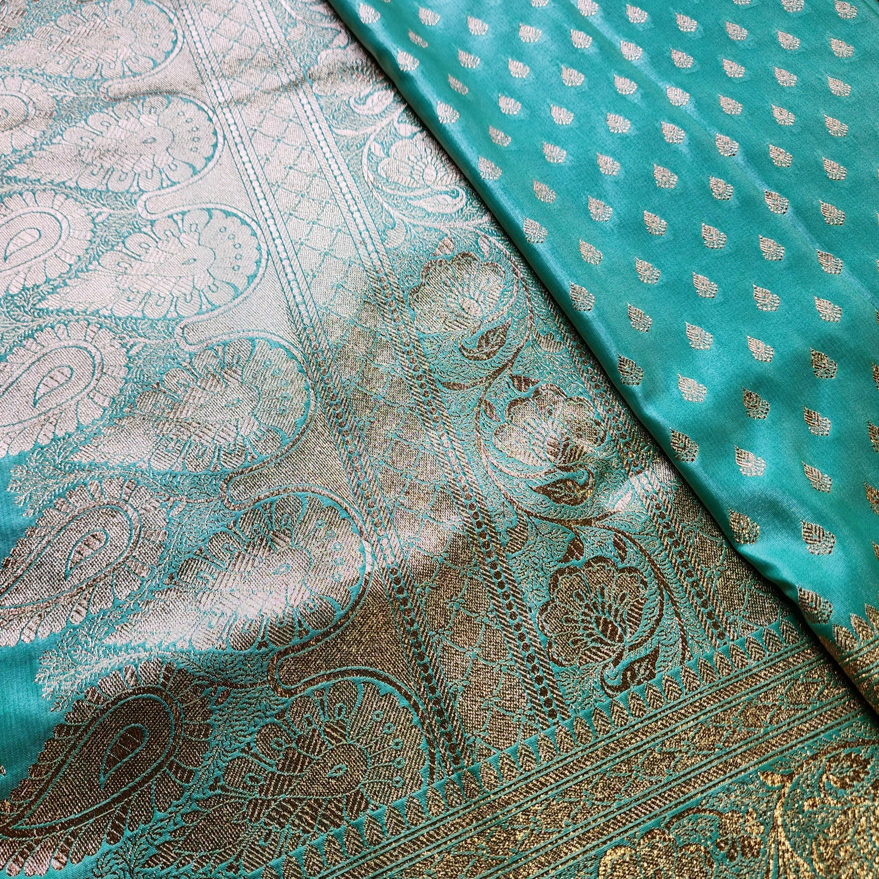 Rich Emerald Green Banarasi Silk Saree with Gold Zari Weaving