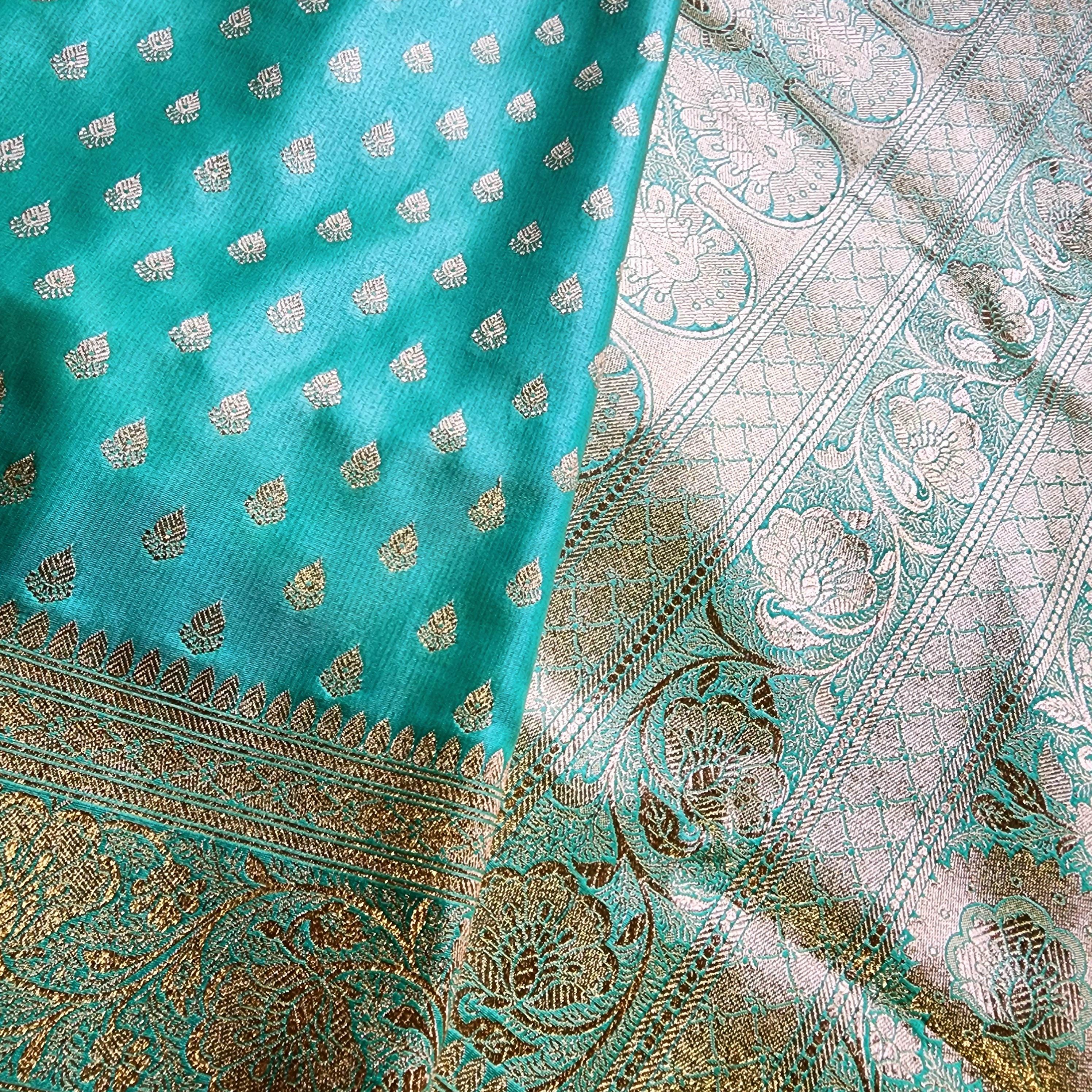 Rich Emerald Green Banarasi Silk Saree with Gold Zari Weaving