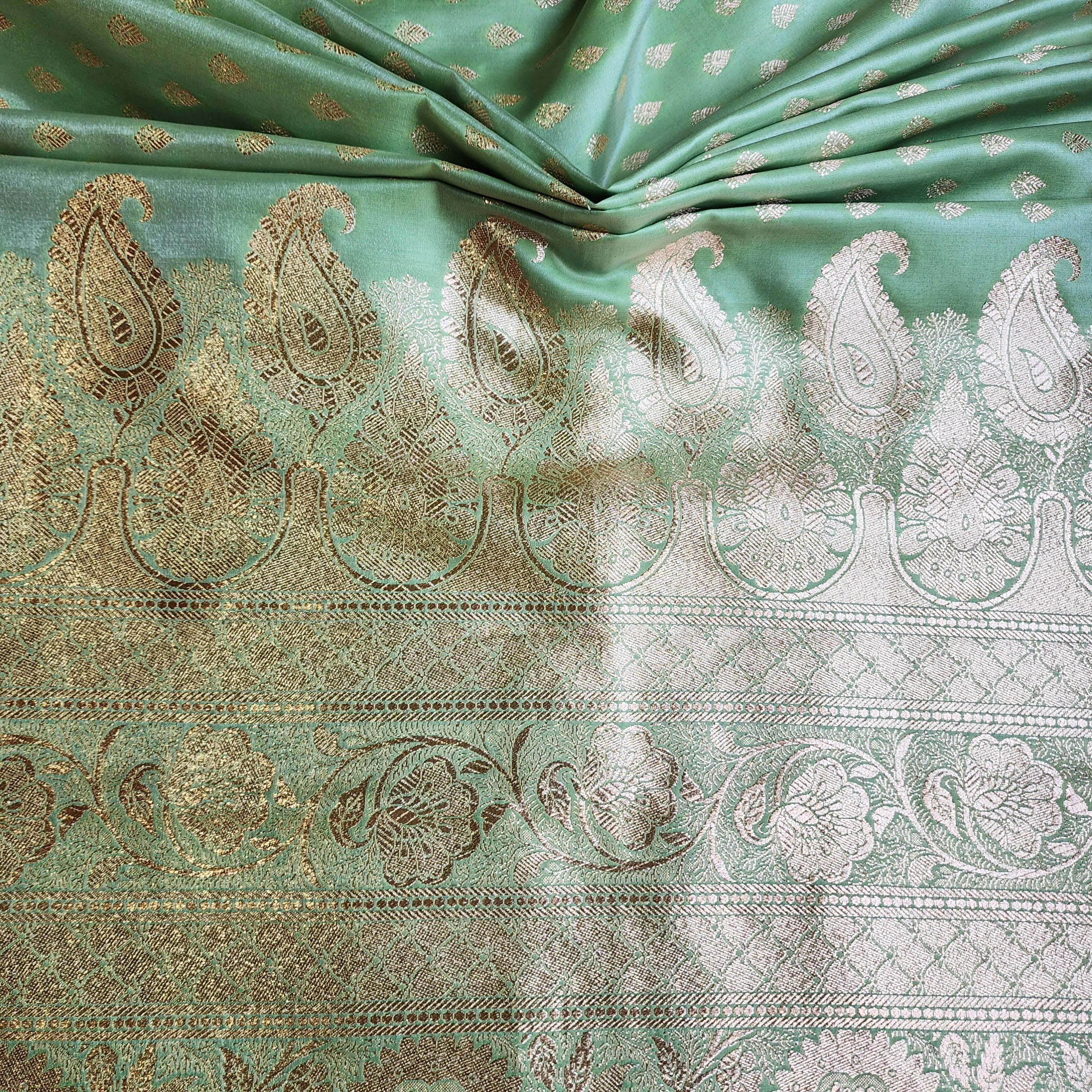 Rich Mehendi Green Banarasi Silk Saree with Gold Zari Weaving