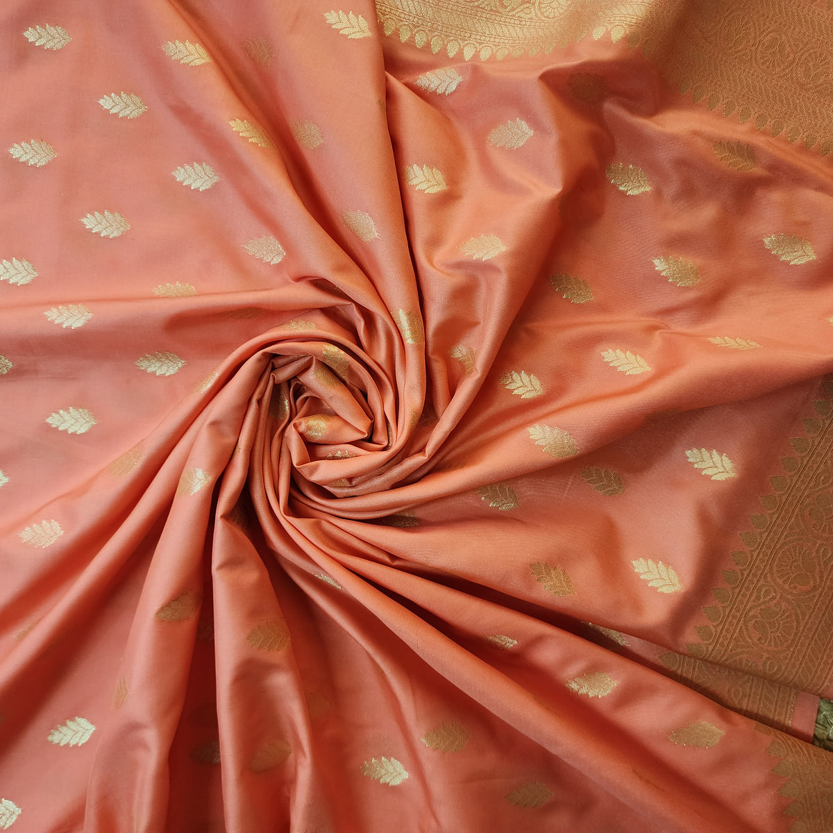 Peach Banarasi Tapetta Silk Leaf Weave Dupatta