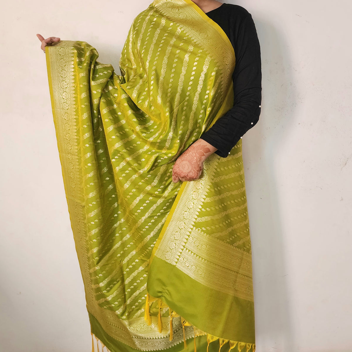 Parrot Green - Banarasi Leheriya Style Dupatta