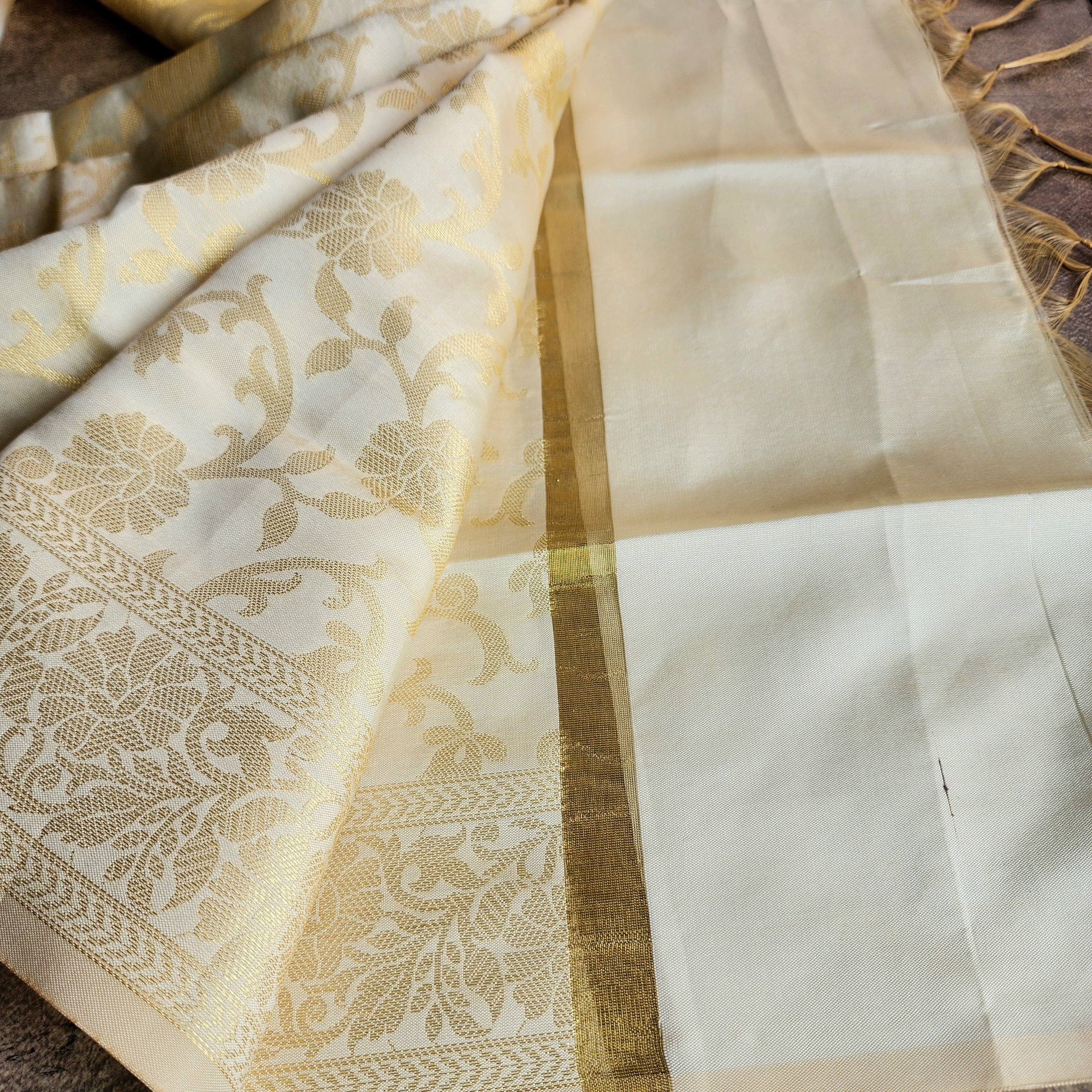 White Banarasi Tapetta Silk Dupatta with Gold Floral Weave