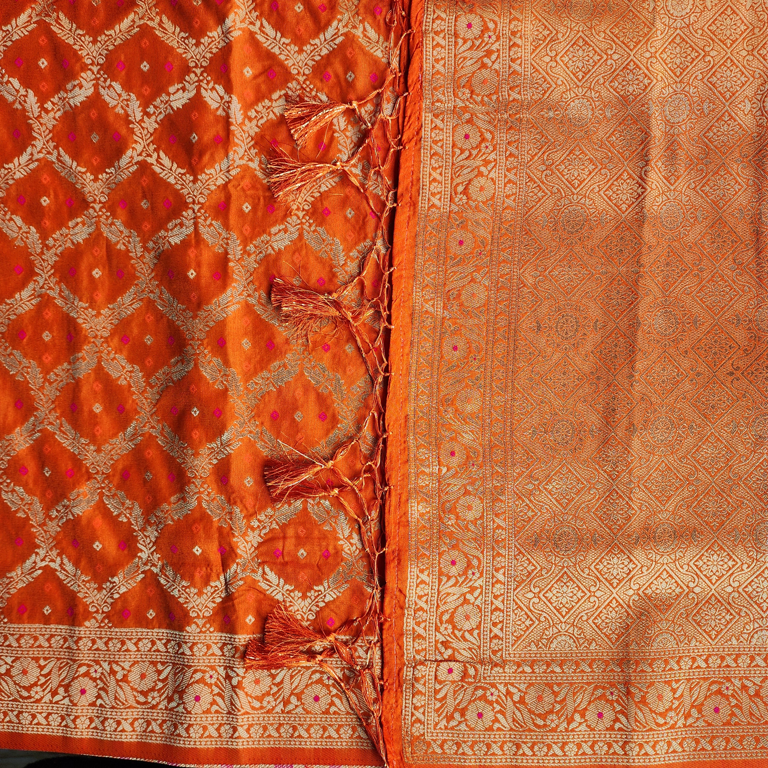 Rust Orange Bandhani Dupatta with Traditional Jaal