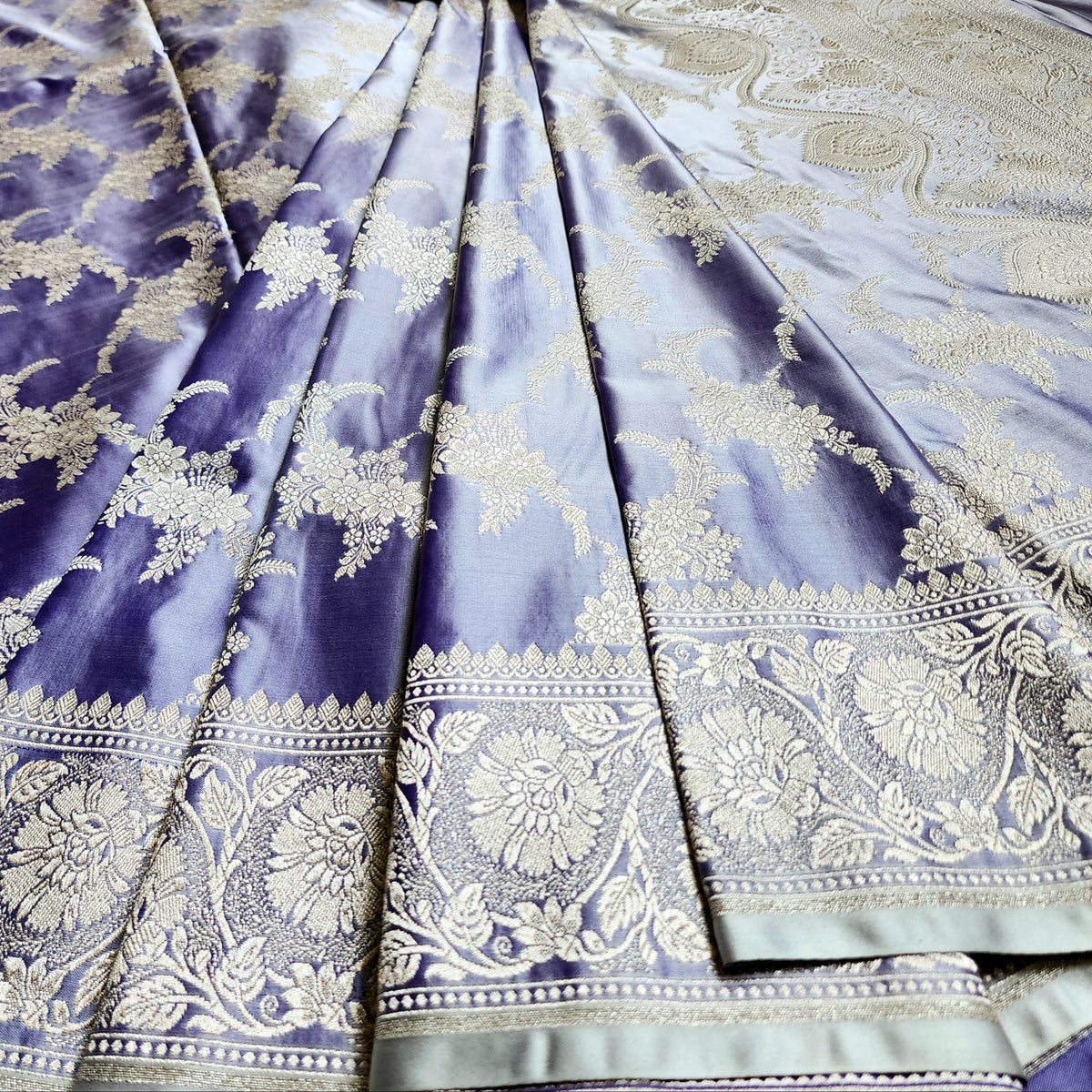 Mauve Banarasi Katan Silk Saree with Floral Vine Jaal